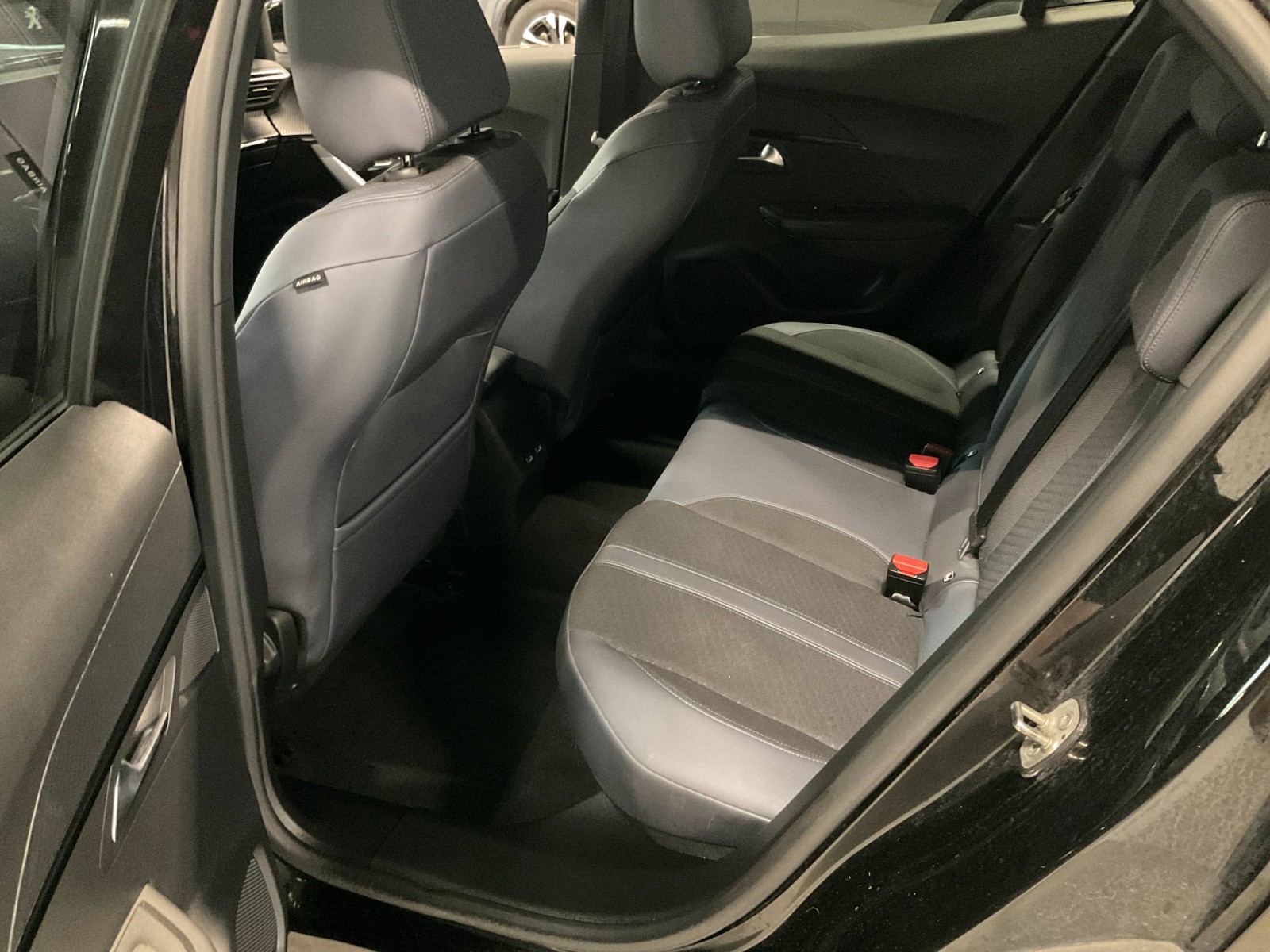 PEUGEOT - 2008 - #186000 - 7