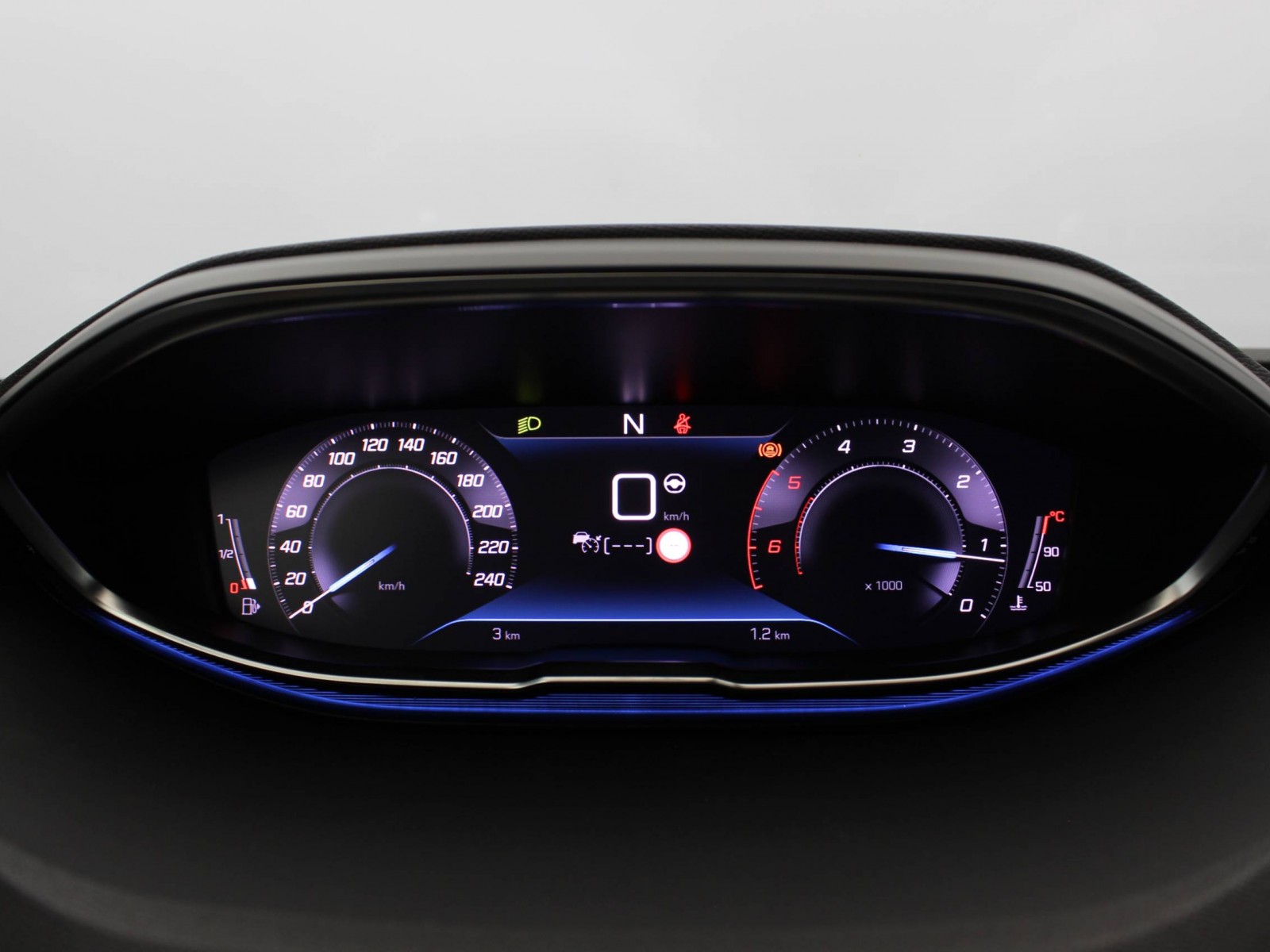 PEUGEOT - 5008 - #185705 - 12