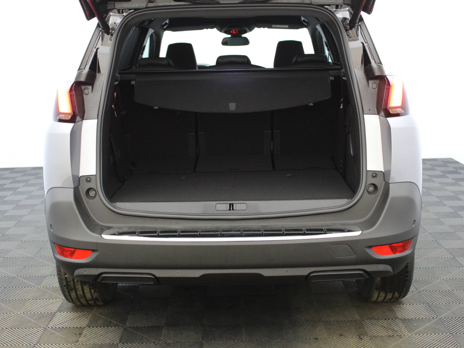 PEUGEOT - 5008 - #185705 - 13