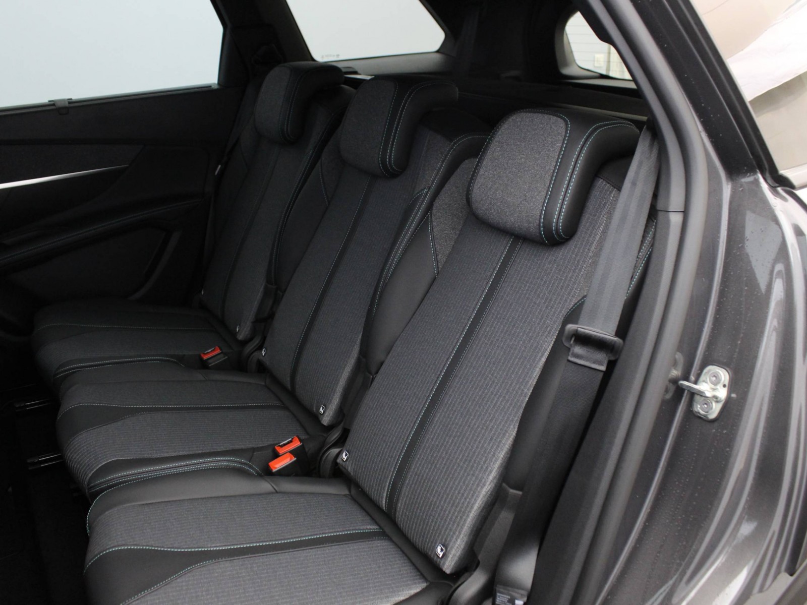 PEUGEOT - 5008 - #185709 - 8