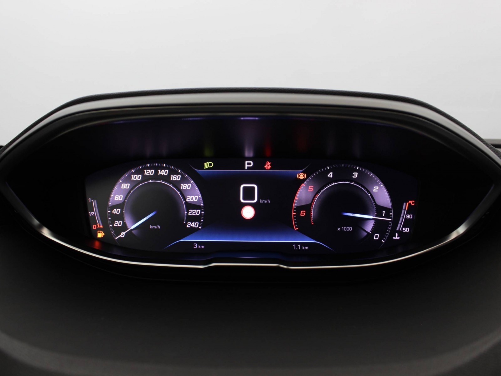 PEUGEOT - 5008 - #185709 - 12