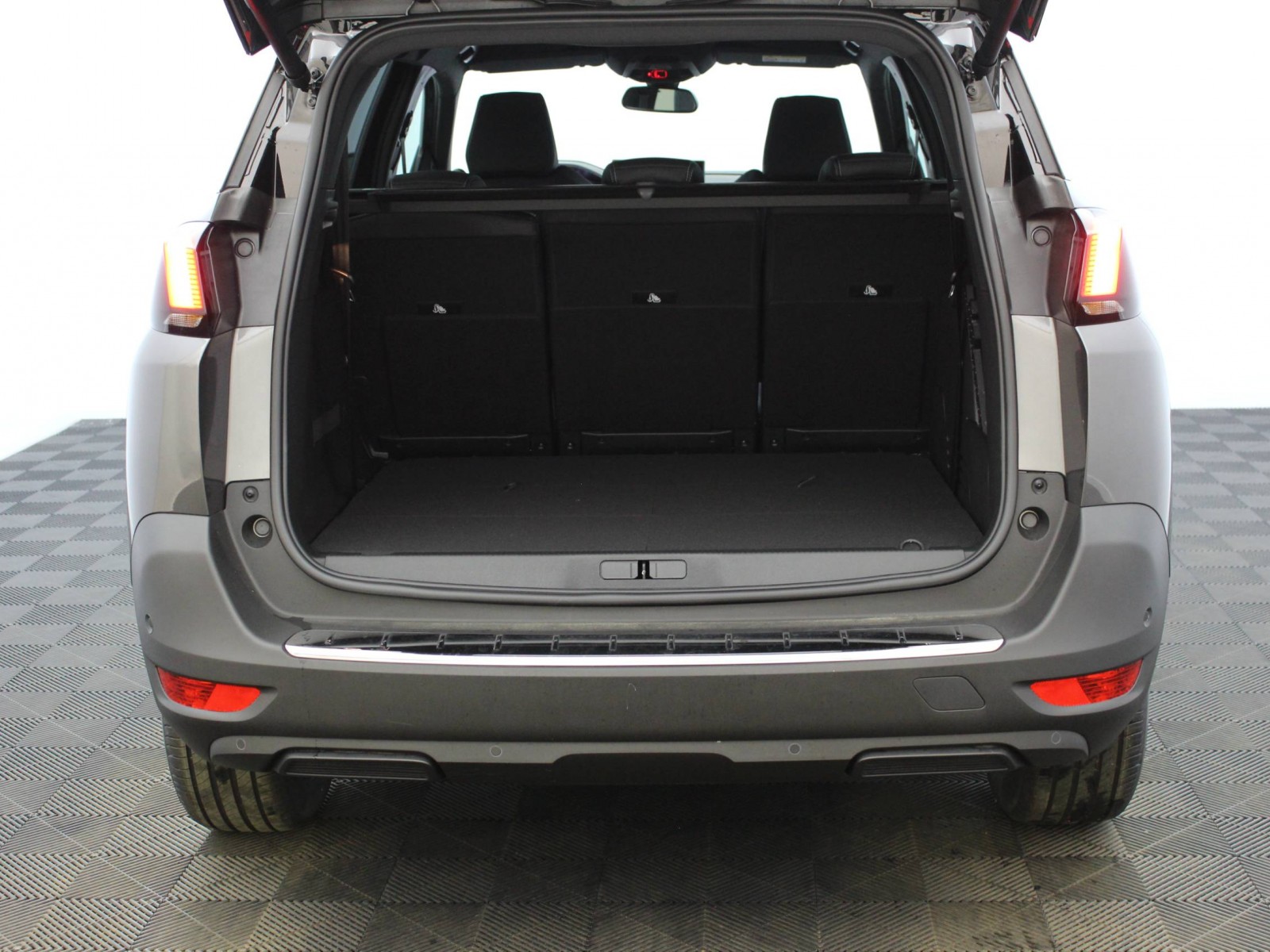 PEUGEOT - 5008 - #185709 - 13