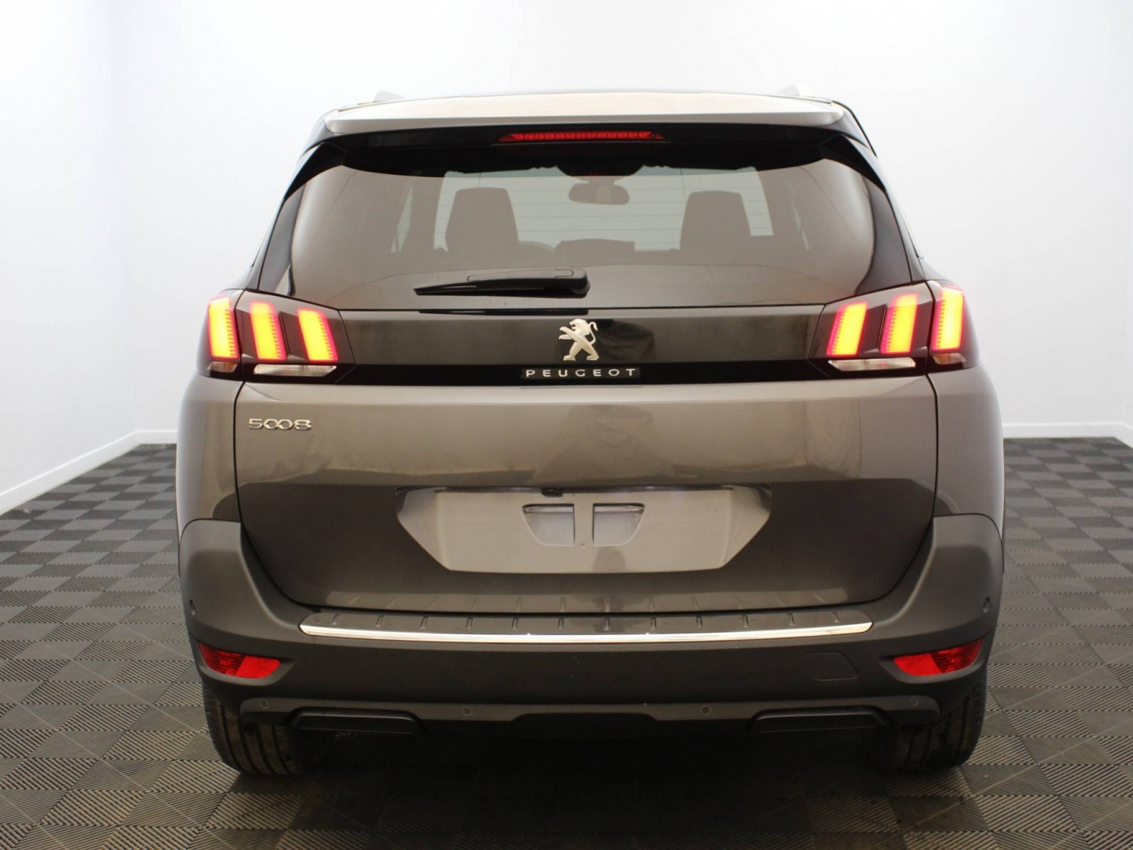 PEUGEOT - 5008 - #185708 - 5