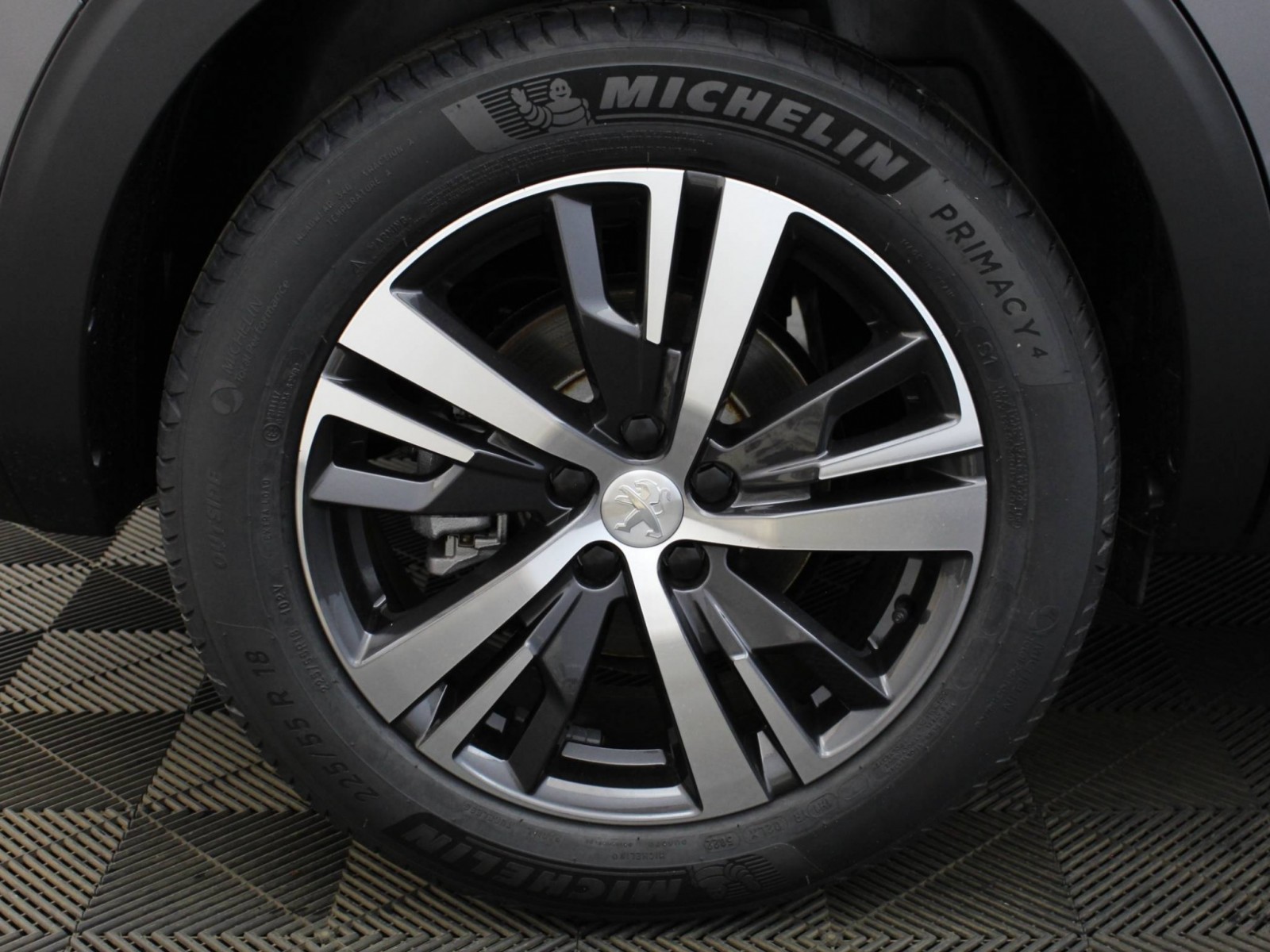 PEUGEOT - 5008 - #185708 - 6