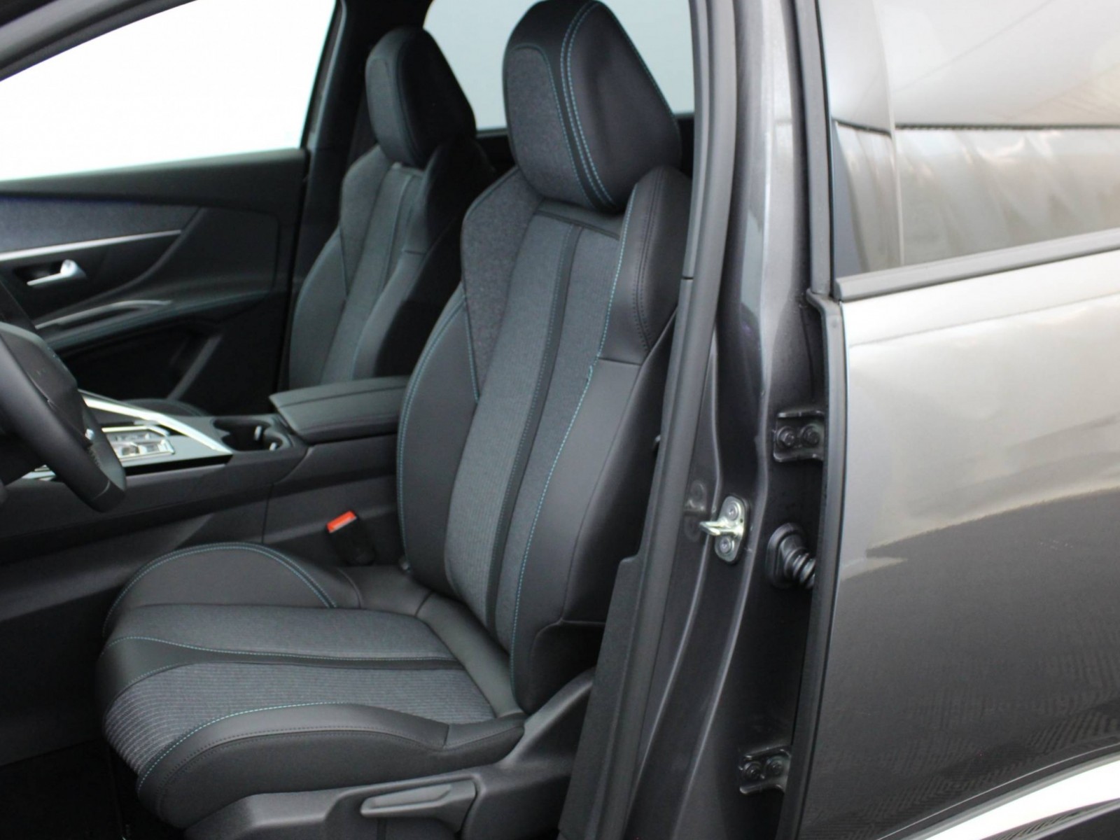 PEUGEOT - 5008 - #185708 - 7