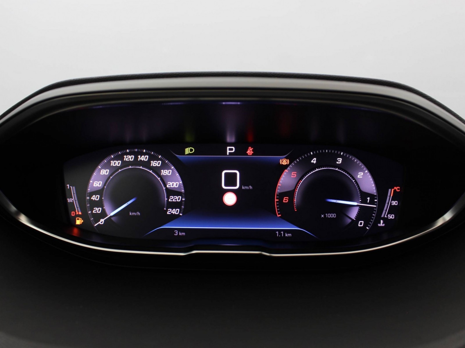 PEUGEOT - 5008 - #185708 - 12