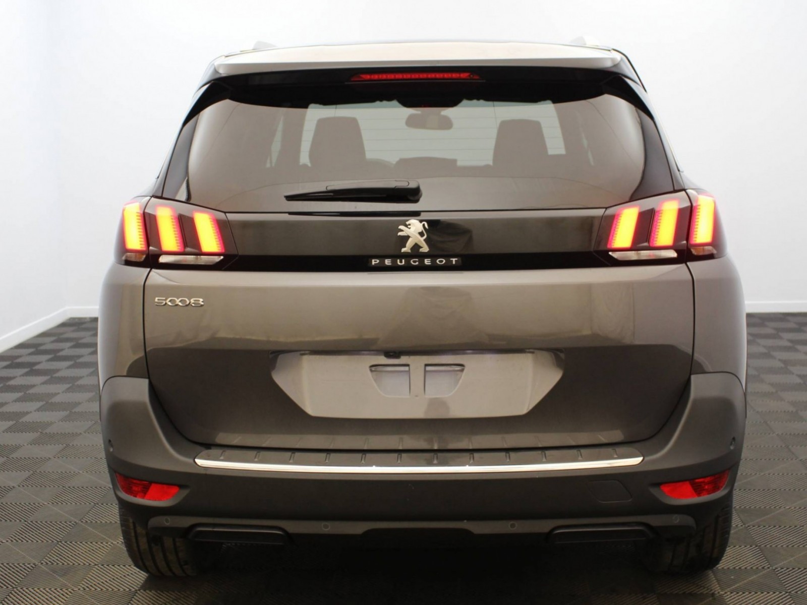 PEUGEOT - 5008 - #185708 - 24