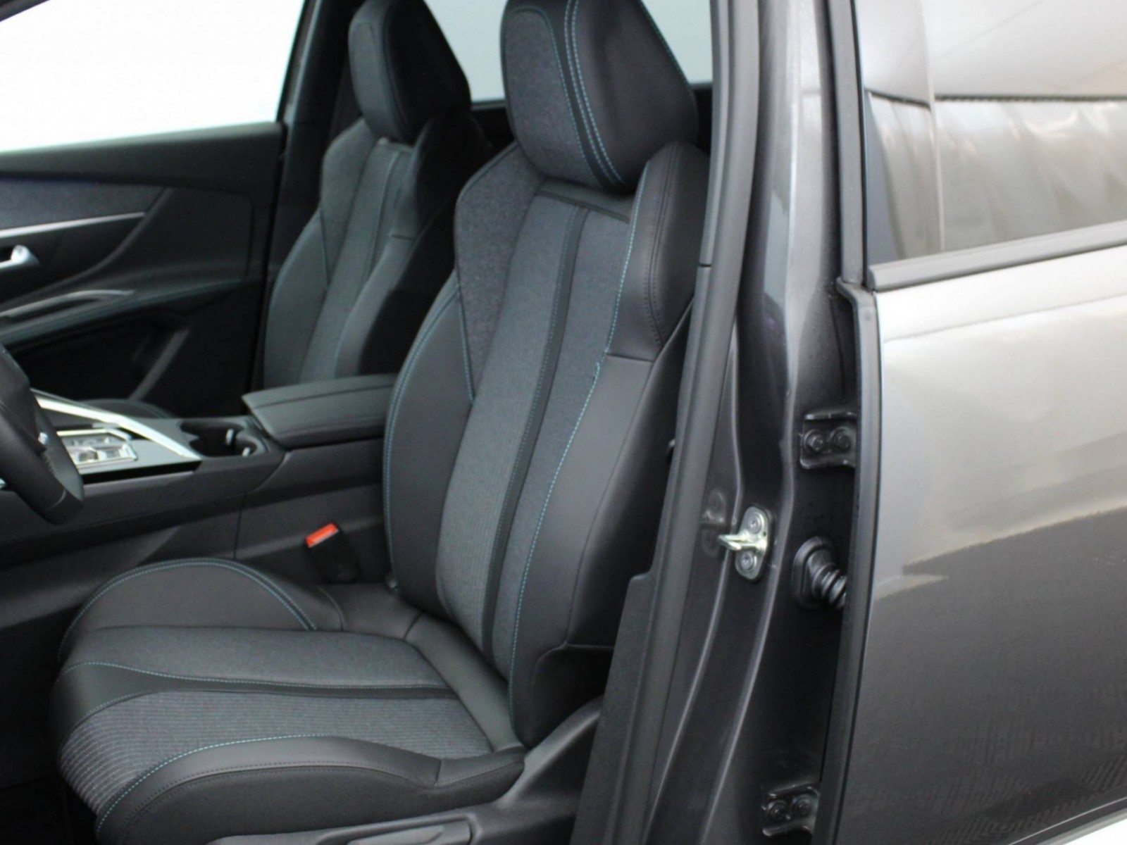 PEUGEOT - 5008 - #185708 - 27