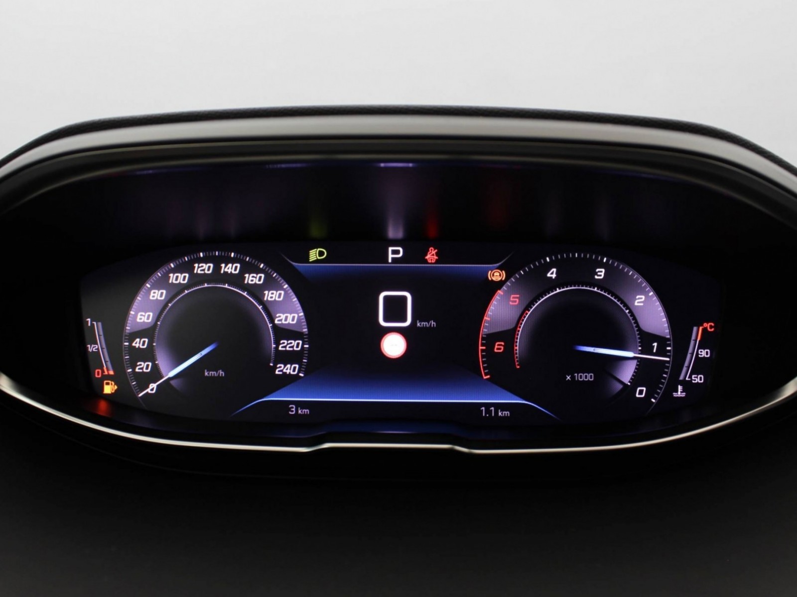 PEUGEOT - 5008 - #185708 - 33