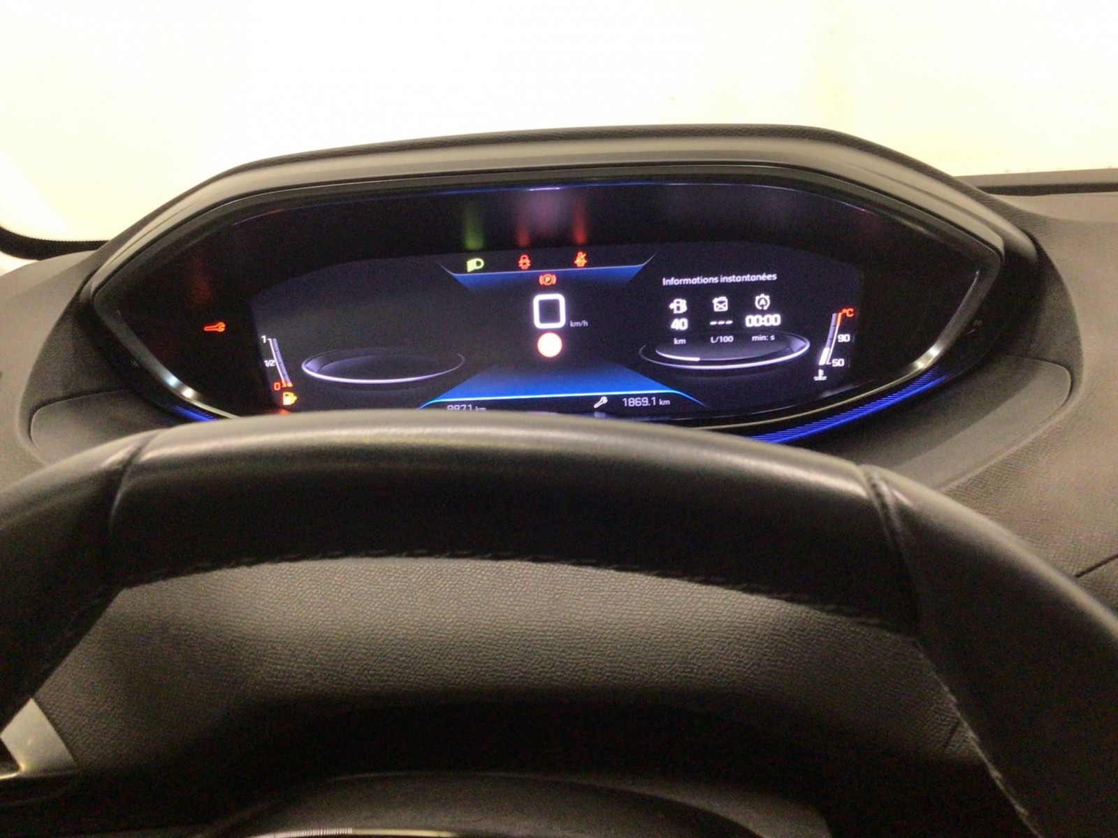 PEUGEOT - 5008 - #185529 - 28