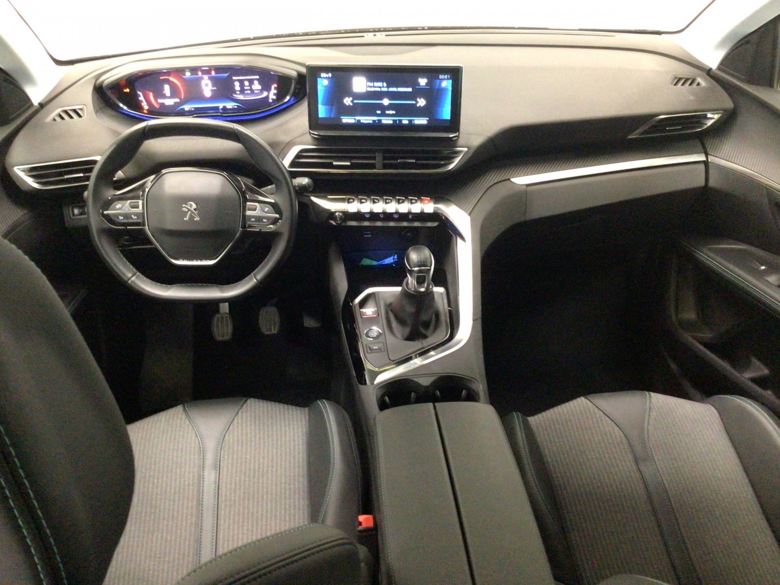PEUGEOT - 5008 - #185529 - 15