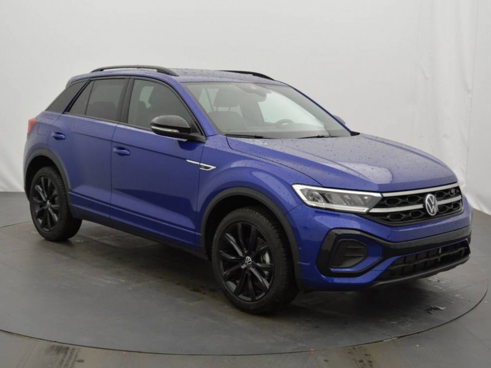 VOLKSWAGEN - T-ROC - #184040 - 1