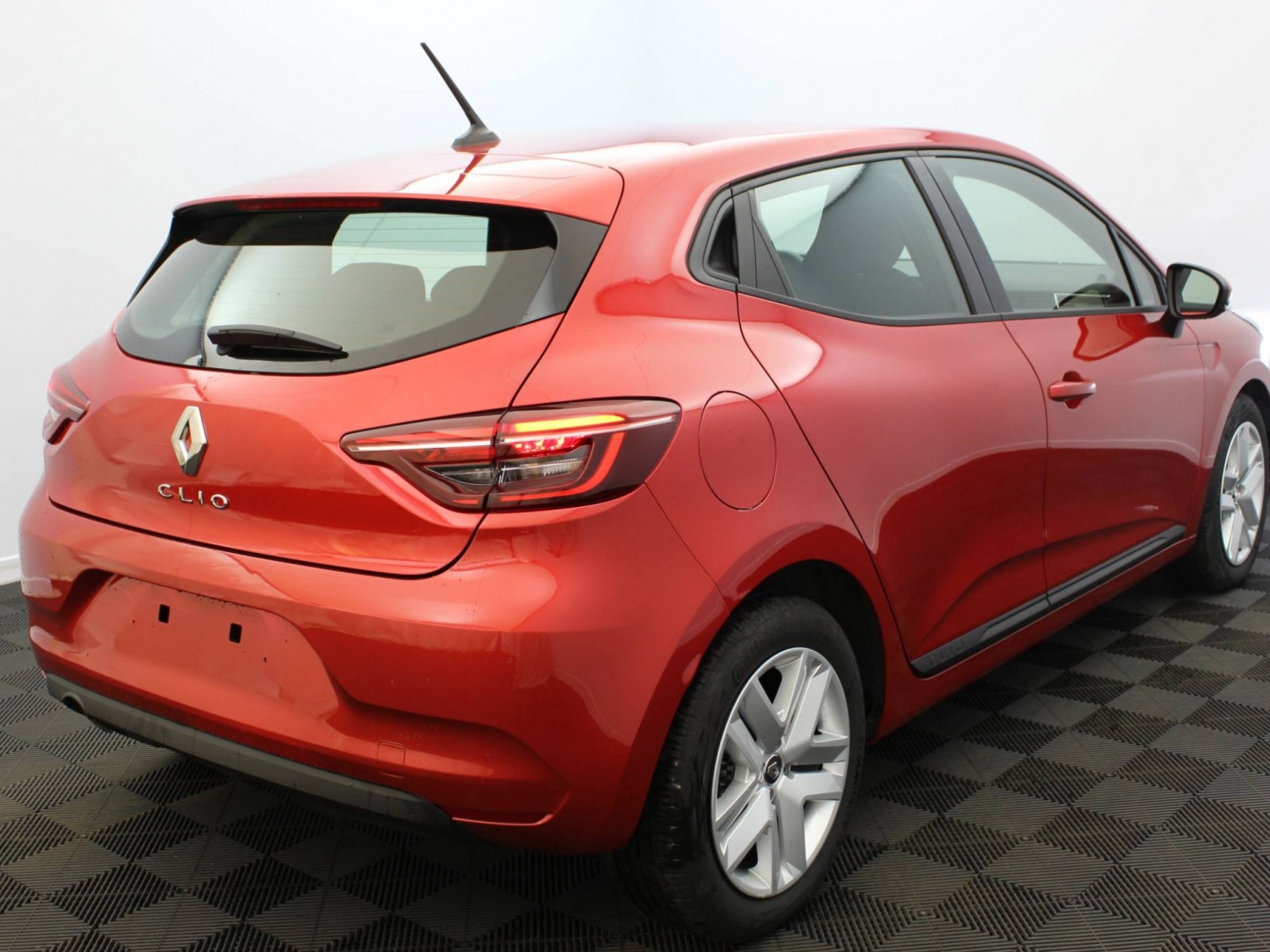RENAULT - CLIO V - #185745 - 17