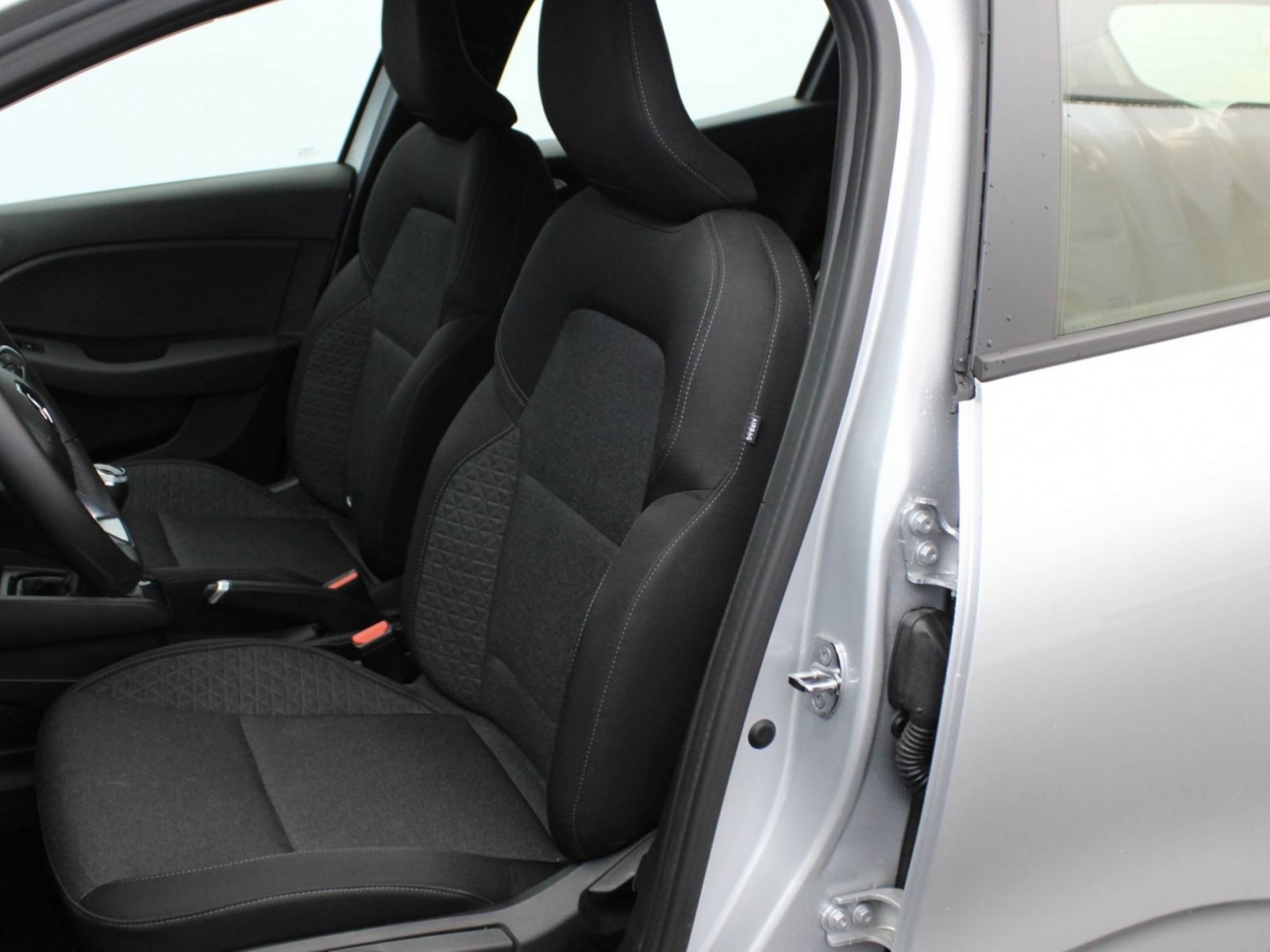 RENAULT - CLIO V - #185756 - 23