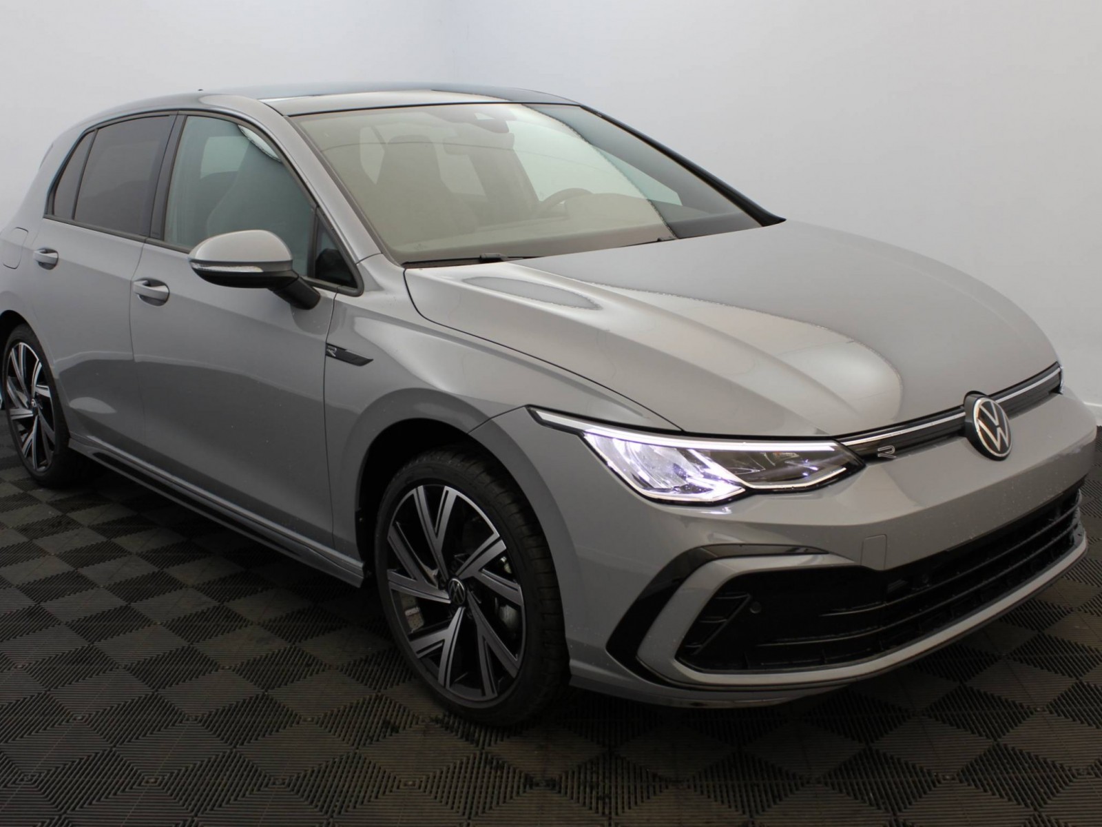 VOLKSWAGEN - GOLF - #185747 - 1