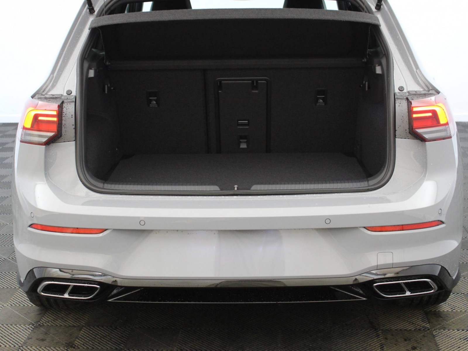 VOLKSWAGEN - GOLF - #185750 - 13