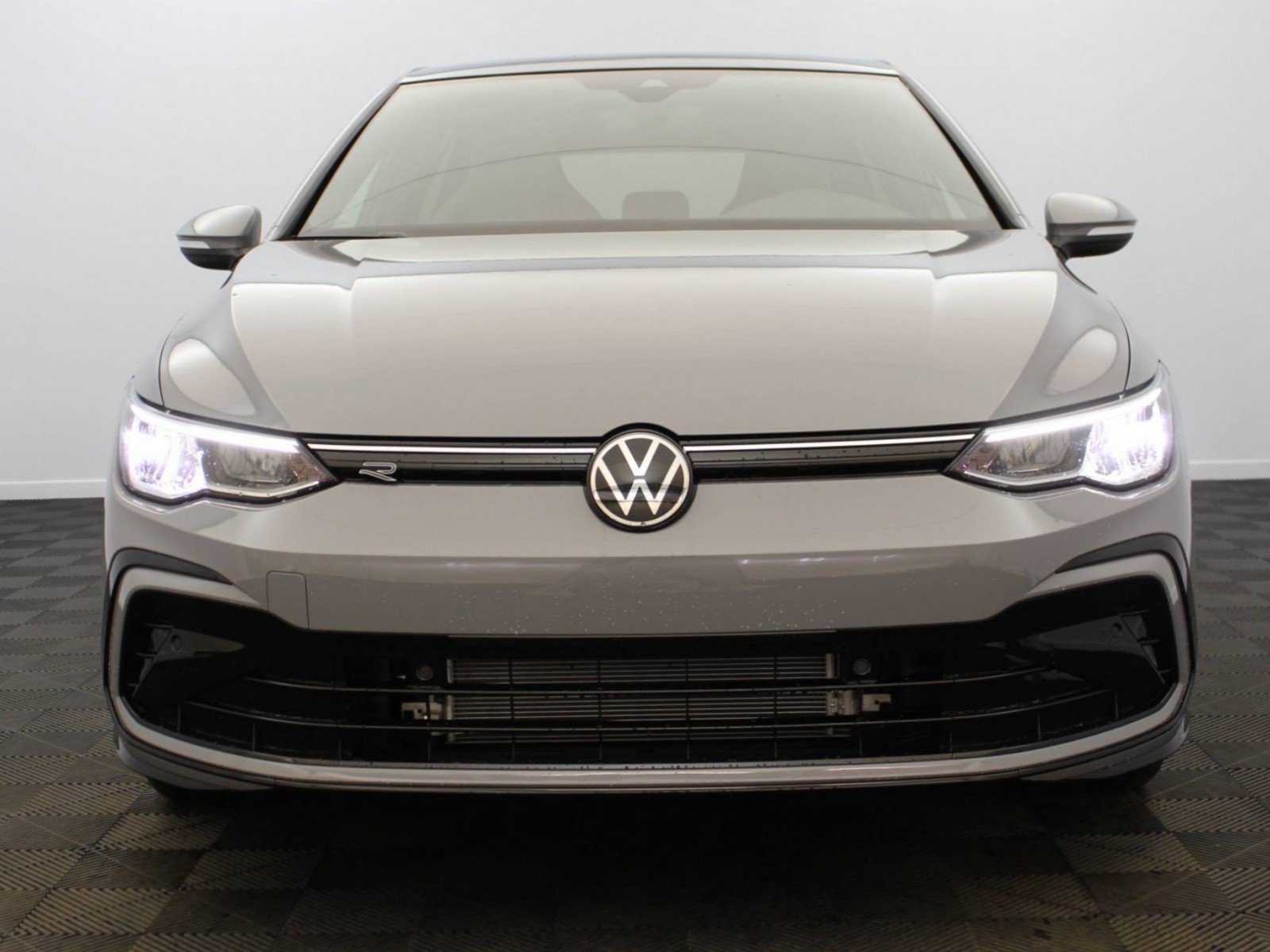 VOLKSWAGEN - GOLF - #185747 - 19
