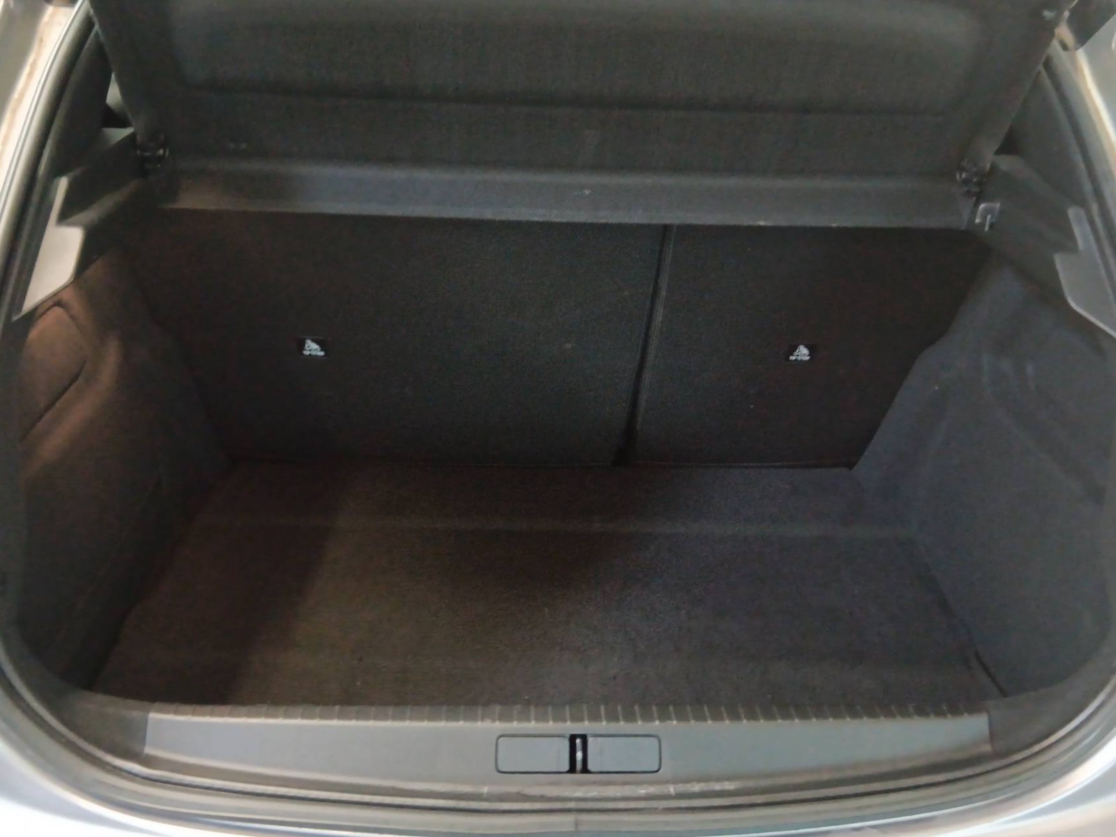 PEUGEOT - 208 - #200659 - 12