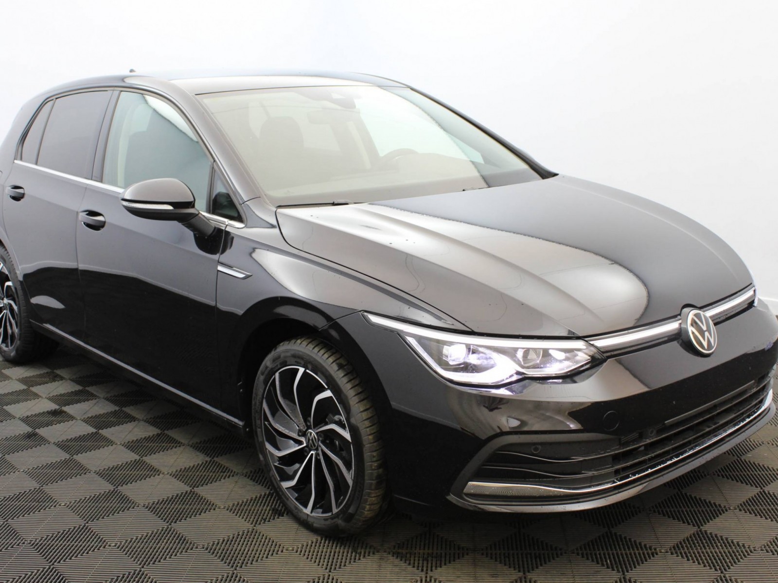 VOLKSWAGEN - GOLF - #174116 - 1