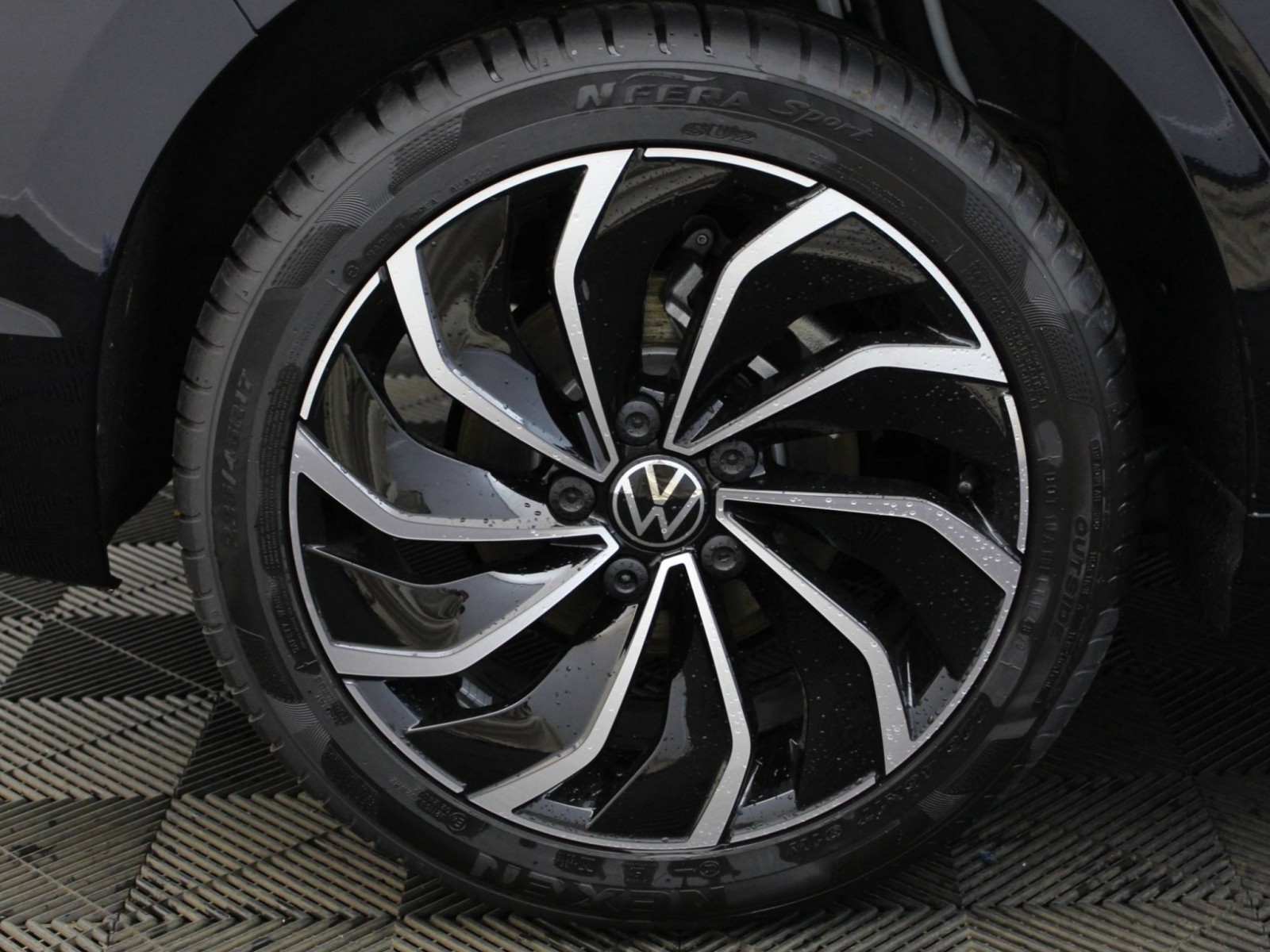 VOLKSWAGEN - GOLF - #174117 - 6