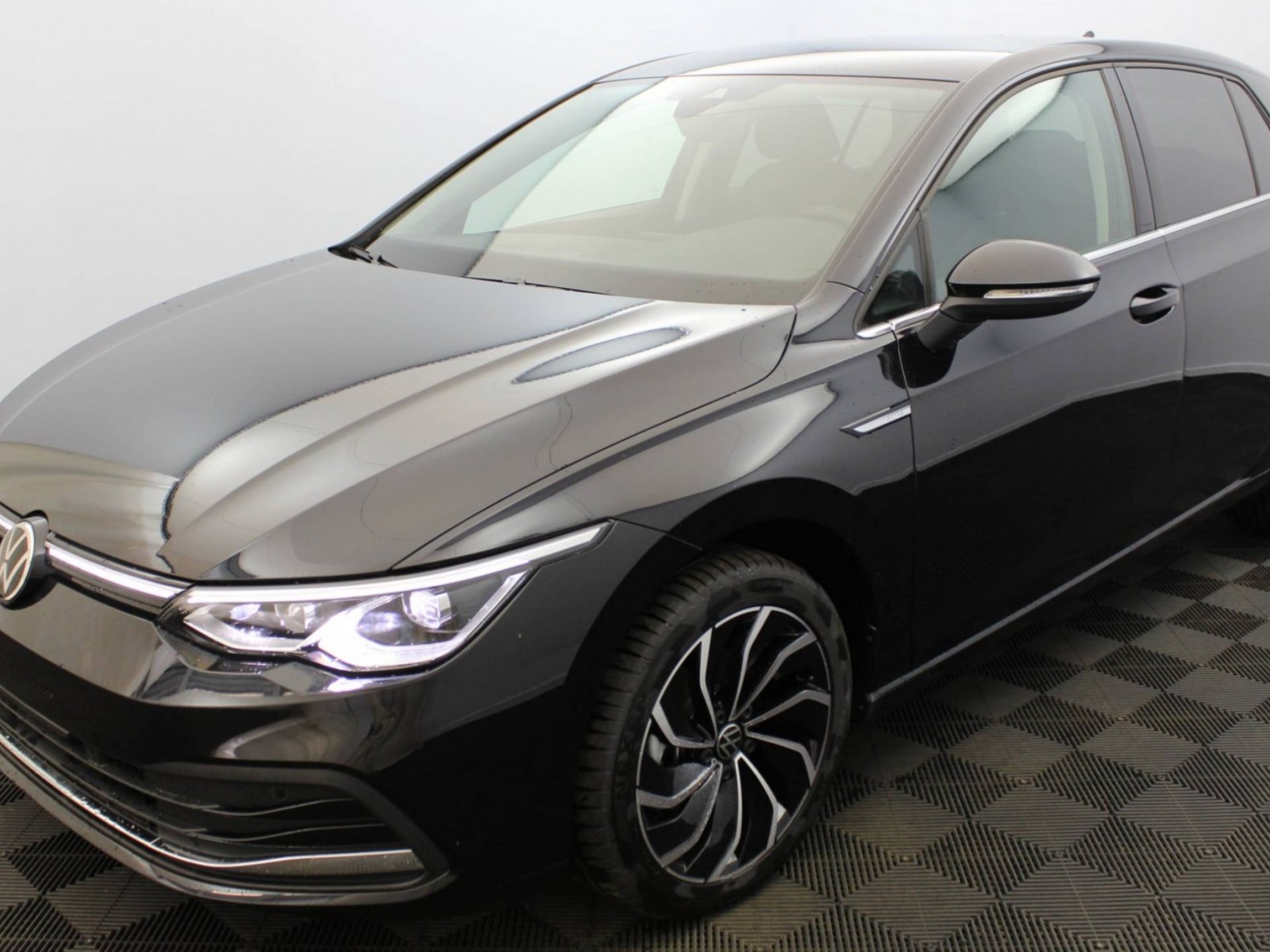 VOLKSWAGEN - GOLF - #174118 - 14