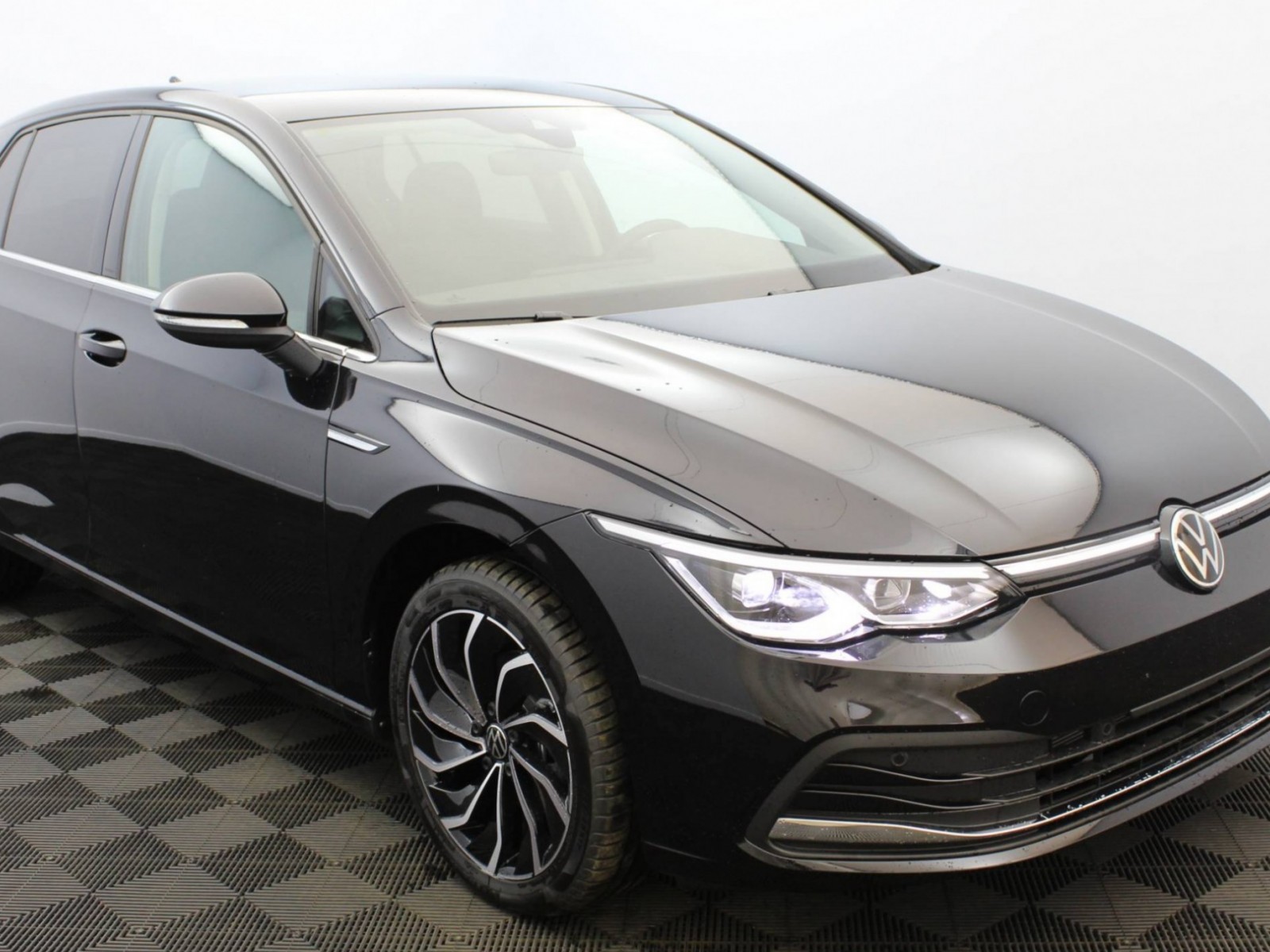 VOLKSWAGEN - GOLF - #174118 - 15