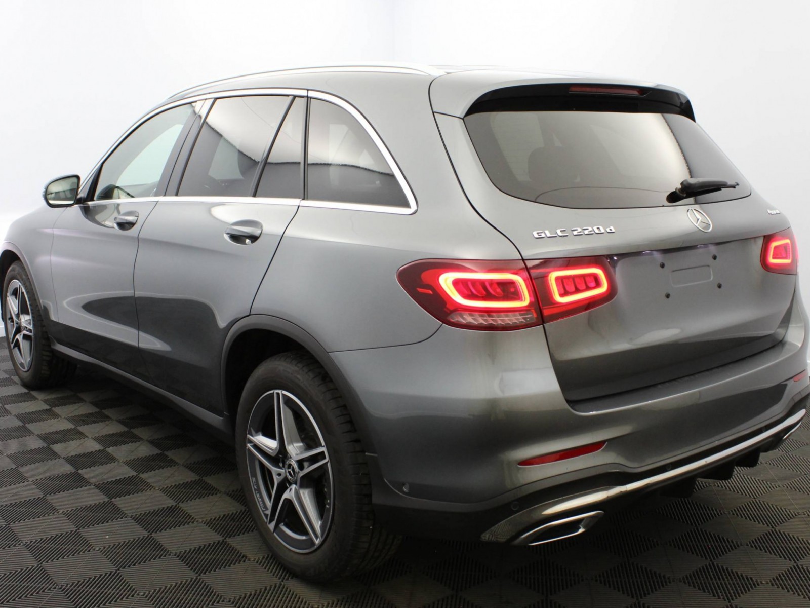 MERCEDES - GLC - #185970 - 17