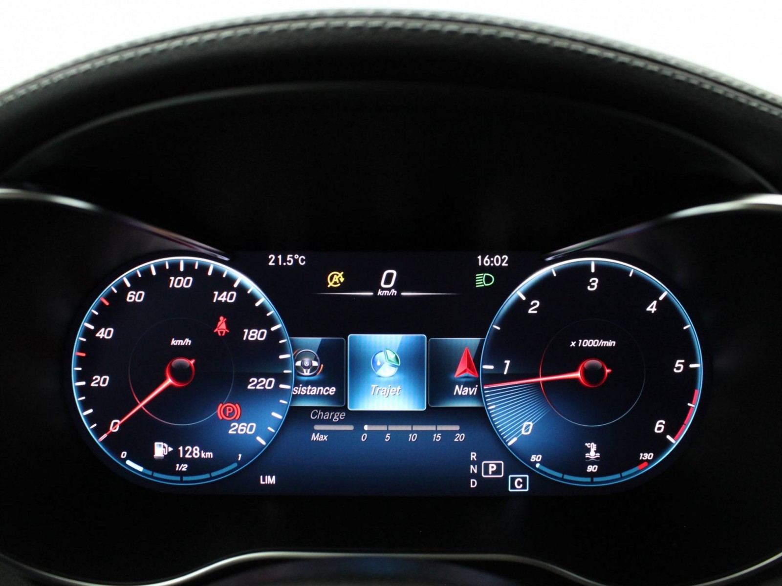 MERCEDES - GLC - #185970 - 27
