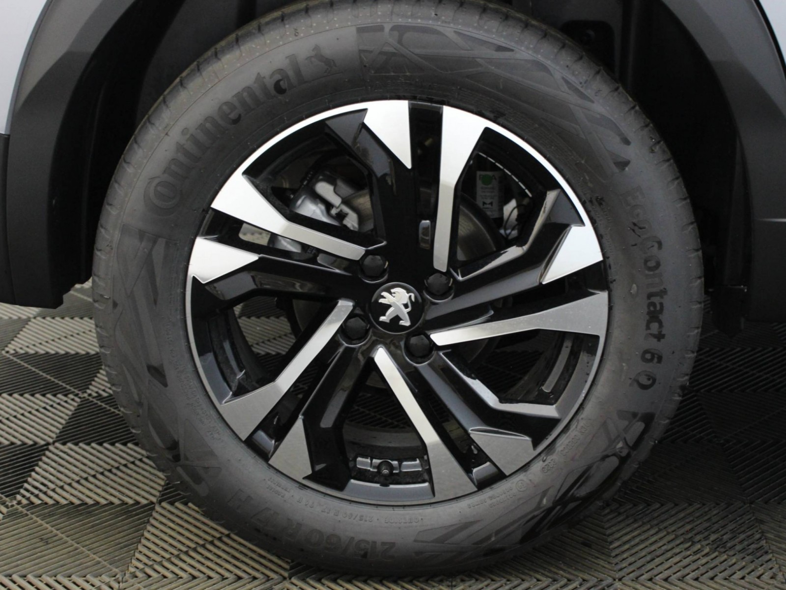 PEUGEOT - 2008 - #185730 - 6