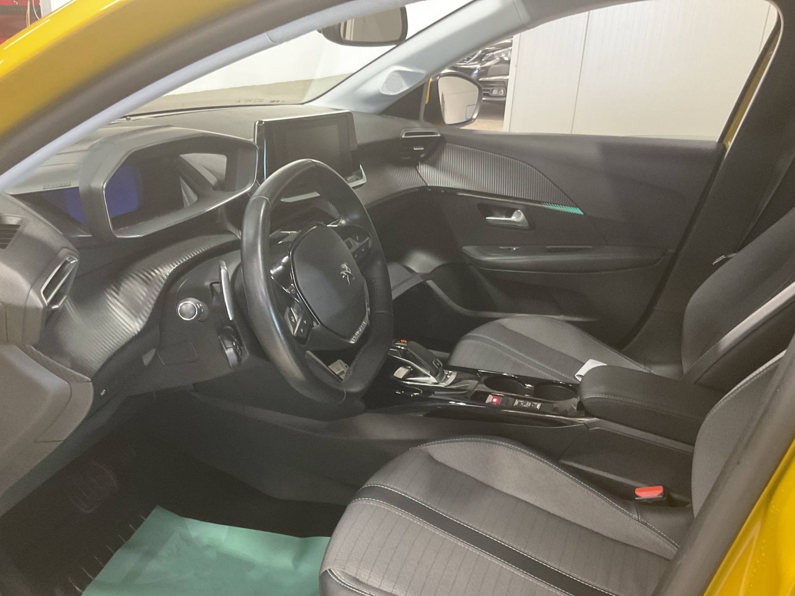 PEUGEOT - 208 - #186190 - 6
