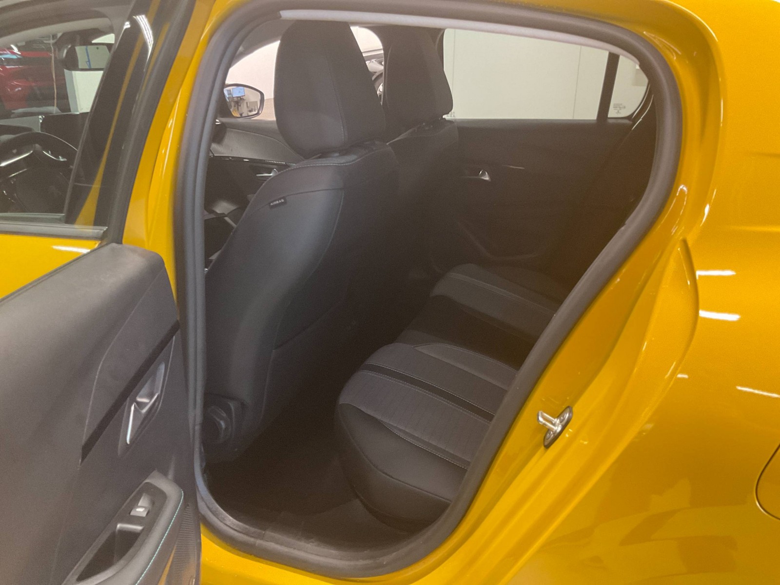 PEUGEOT - 208 - #186190 - 7