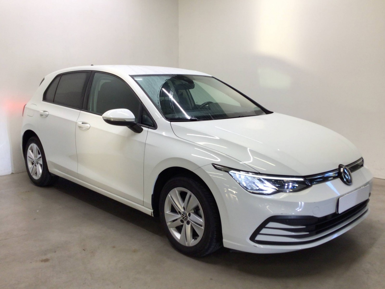 VOLKSWAGEN - GOLF - #186030 - 16