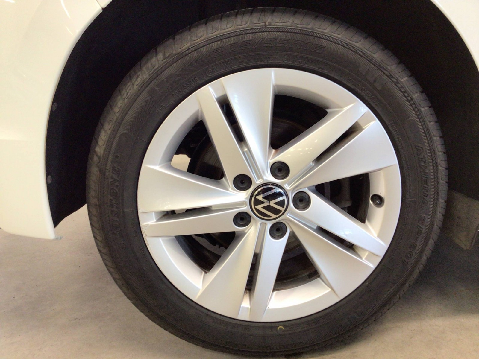 VOLKSWAGEN - GOLF - #186030 - 6