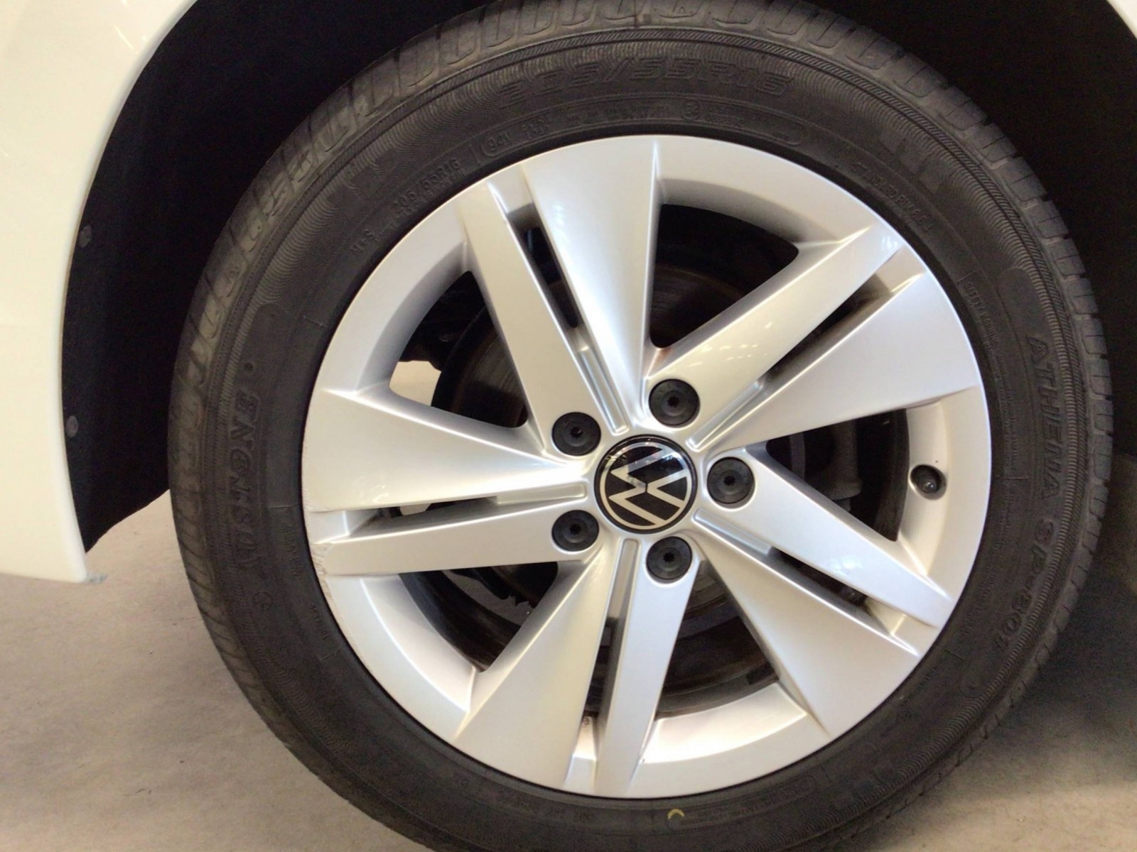 VOLKSWAGEN - GOLF - #186030 - 21