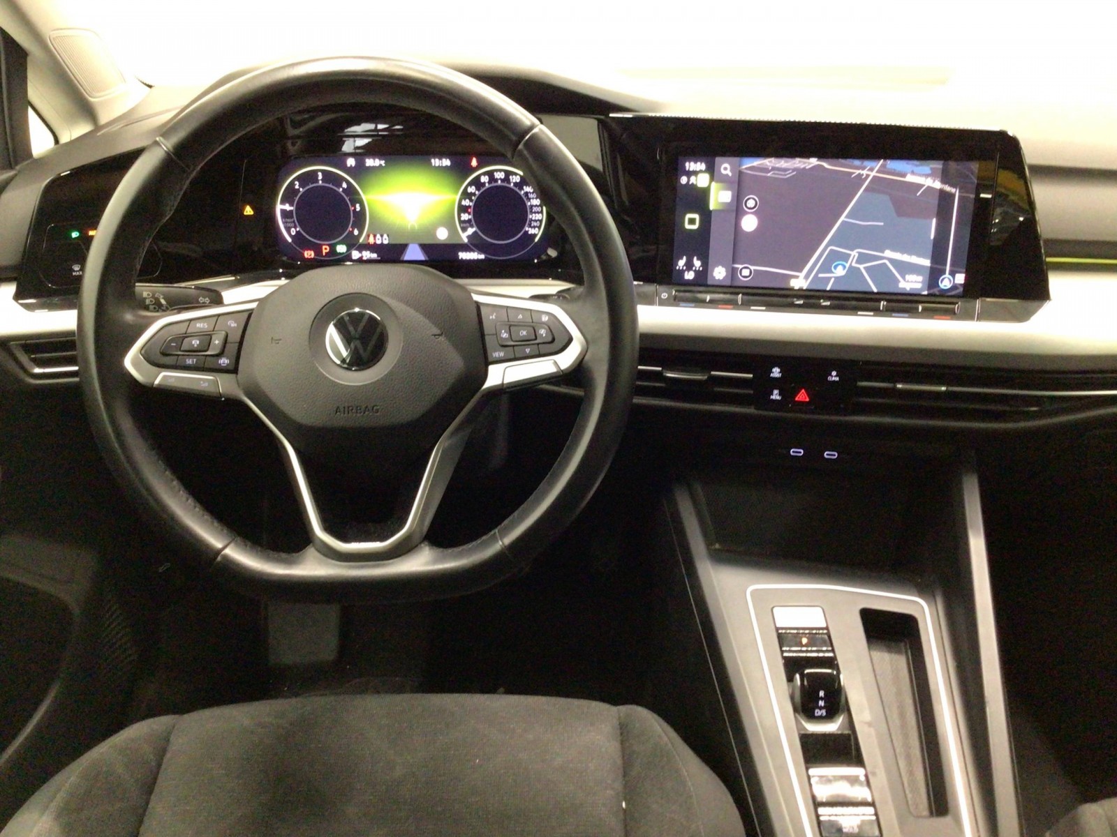 VOLKSWAGEN - GOLF - #186030 - 9