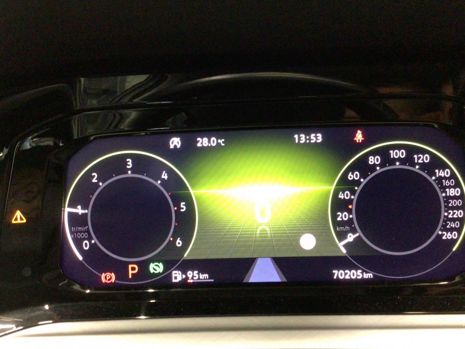 VOLKSWAGEN - GOLF - #186030 - 27