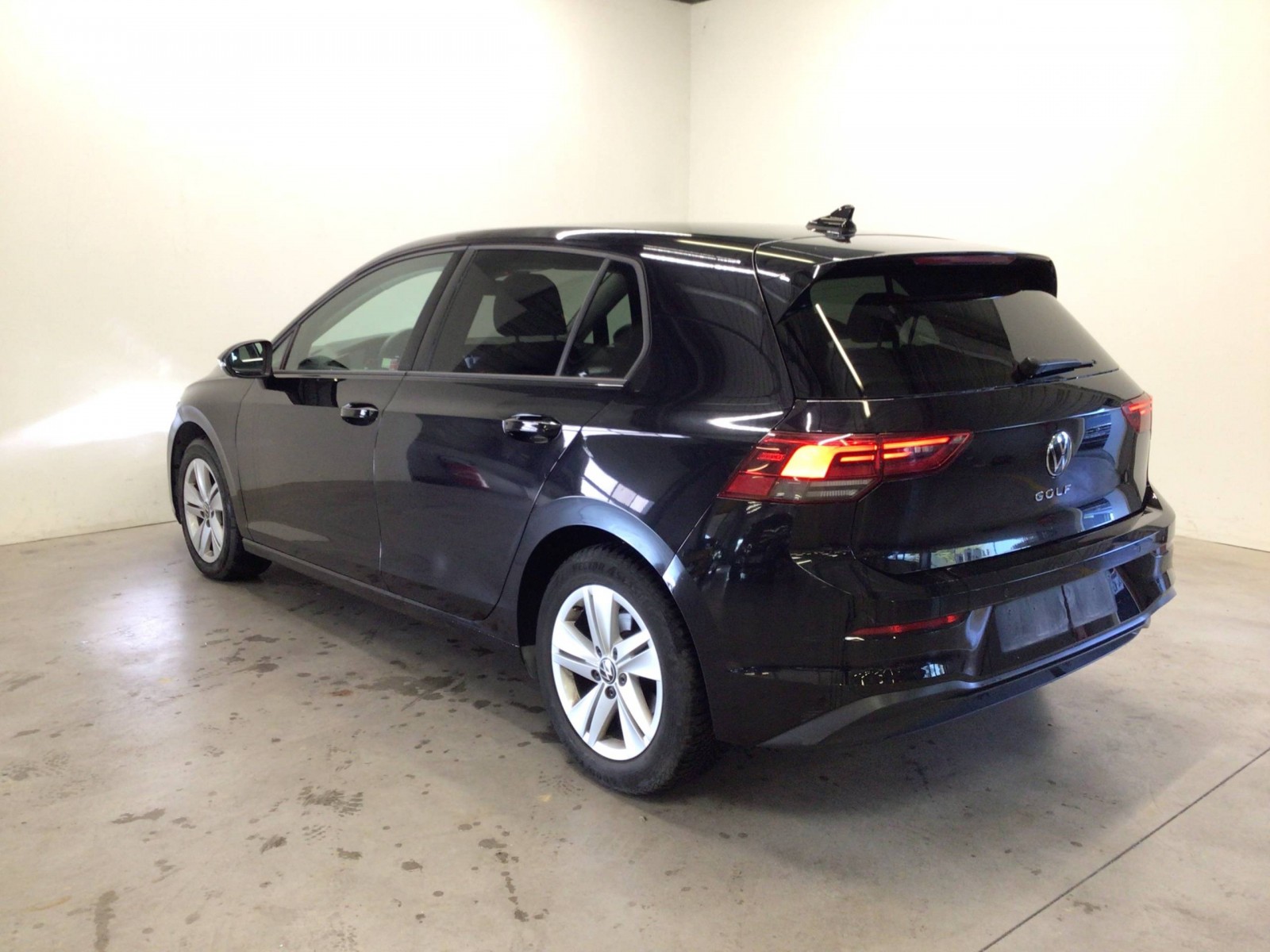 VOLKSWAGEN - GOLF - #186027 - 2