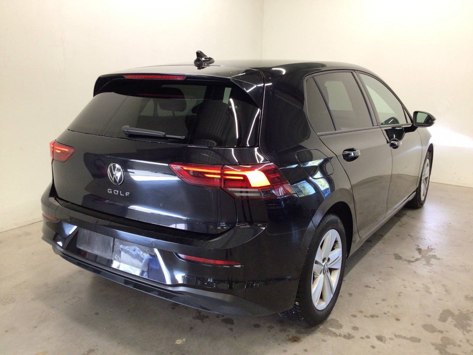 VOLKSWAGEN - GOLF - #186027 - 3