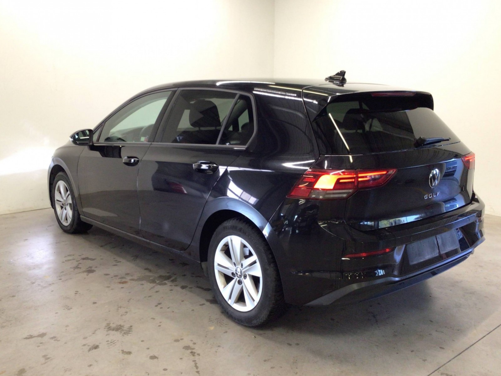 VOLKSWAGEN - GOLF - #186027 - 17
