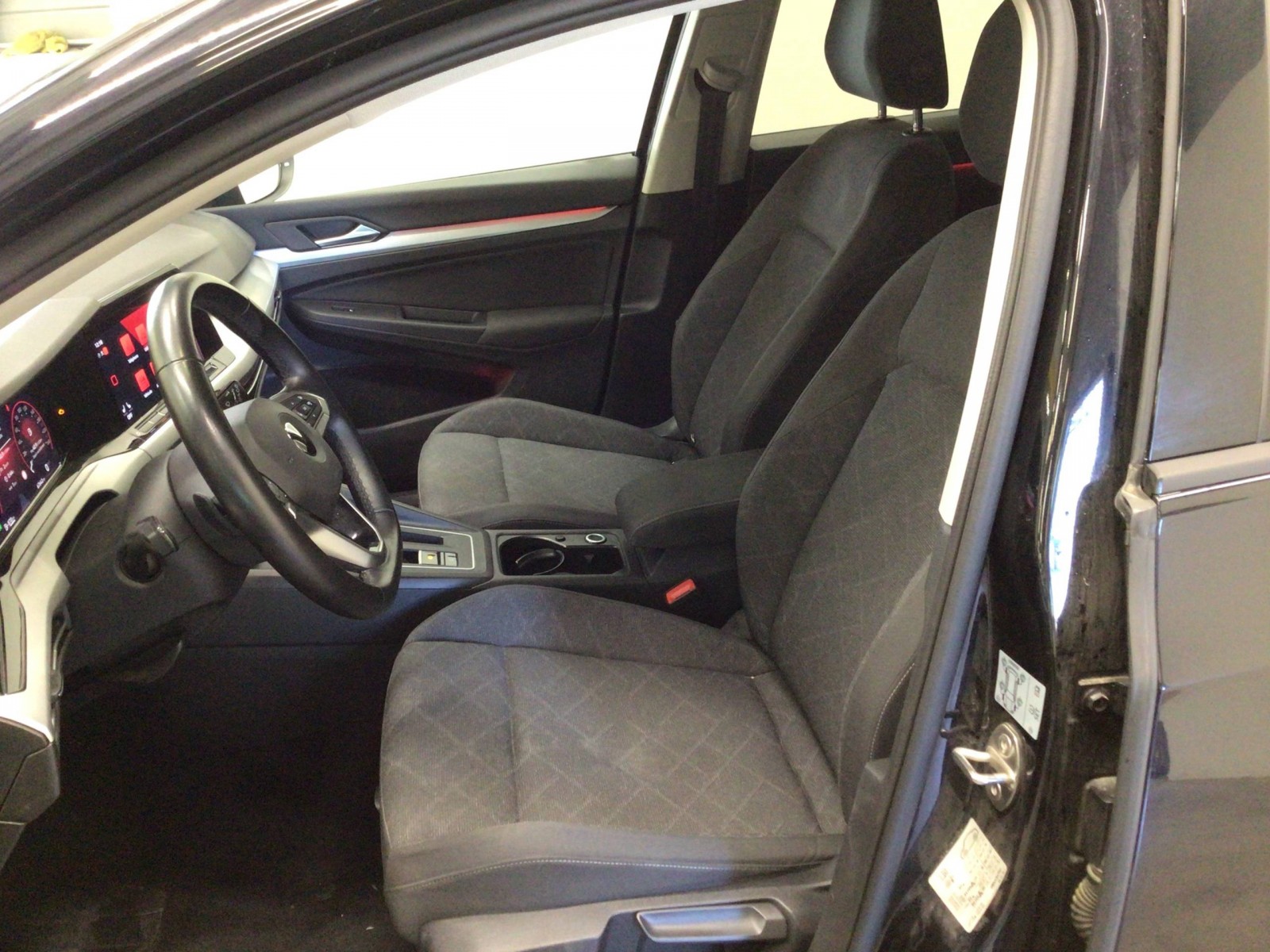 VOLKSWAGEN - GOLF - #186027 - 7