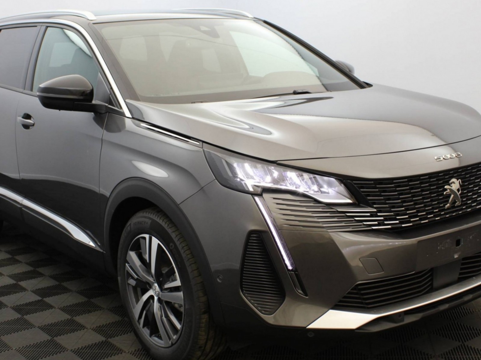 PEUGEOT - 5008 - #185979 - 19