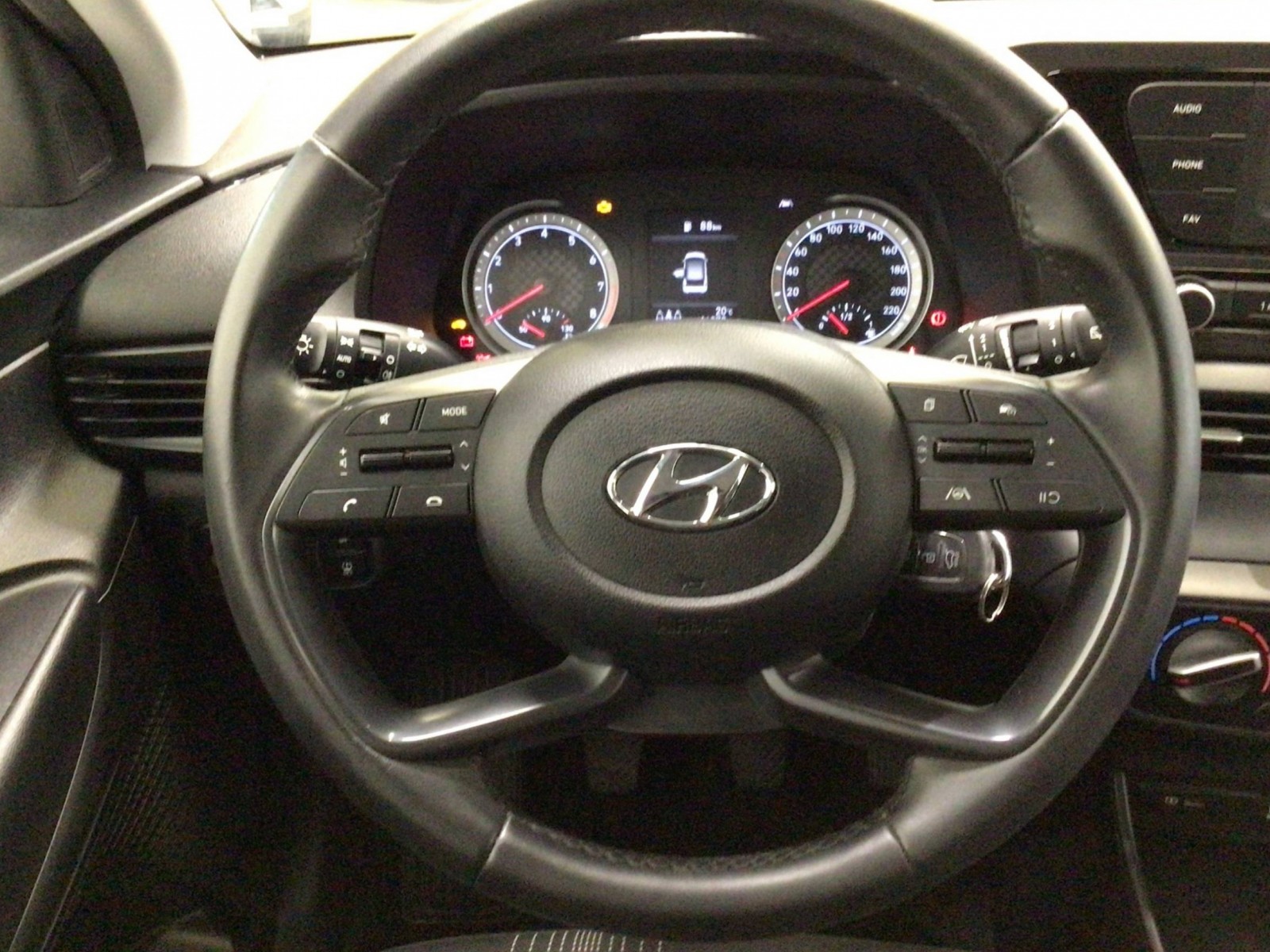 HYUNDAI - i20 - #185620 - 10