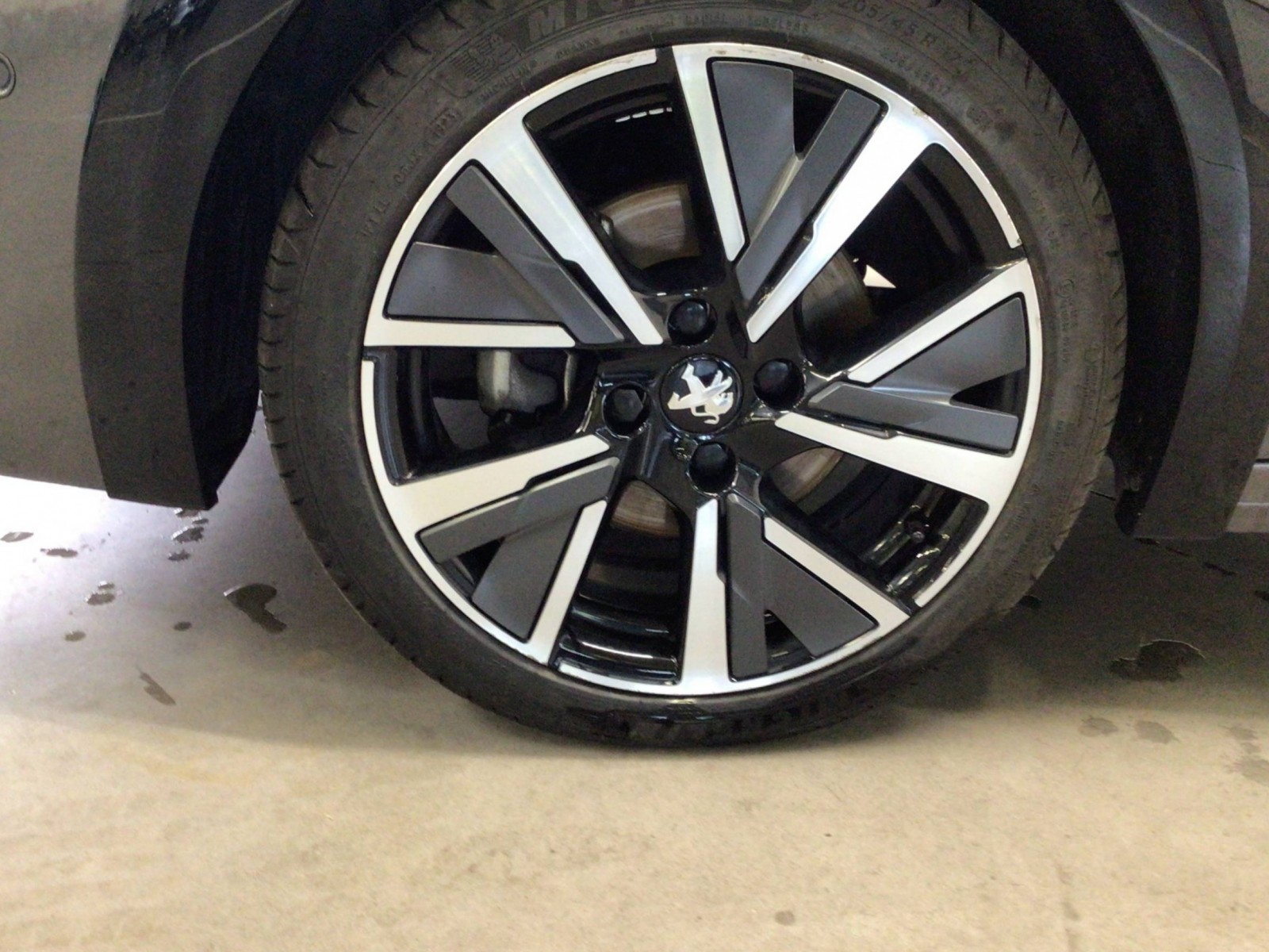 PEUGEOT - 208 - #185669 - 6