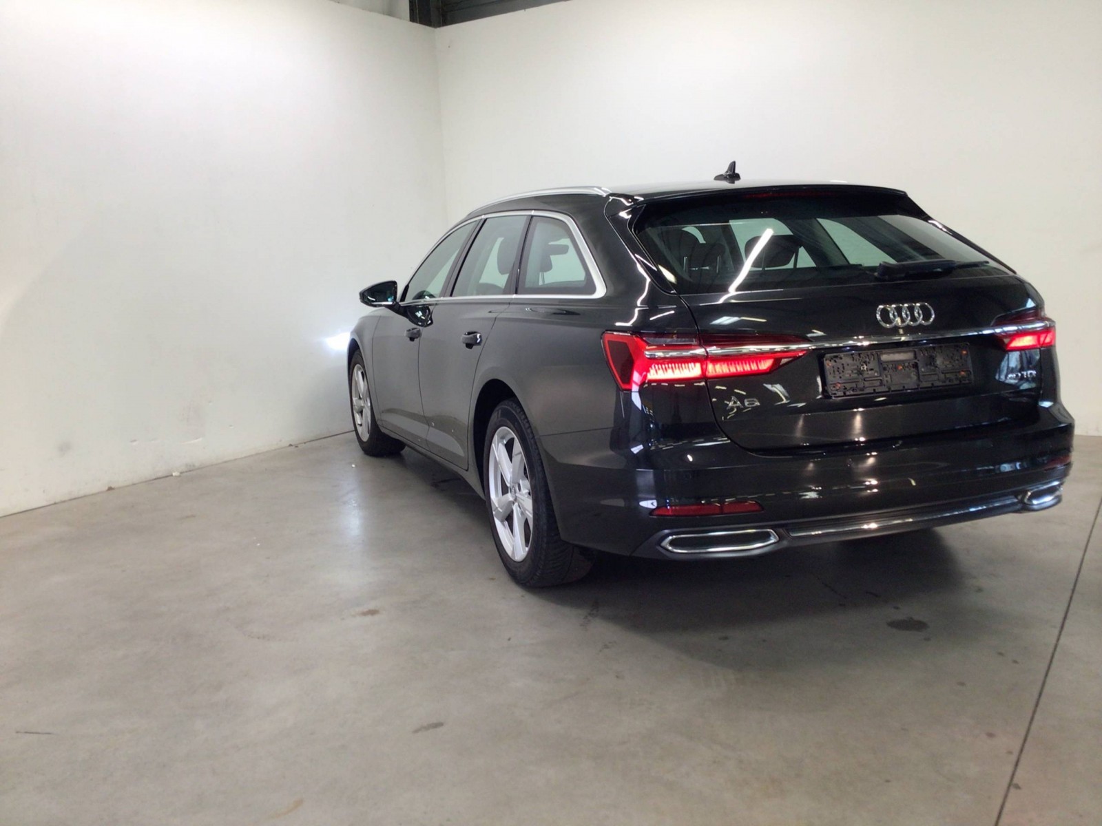 AUDI - A6 AVANT - #184969 - 3