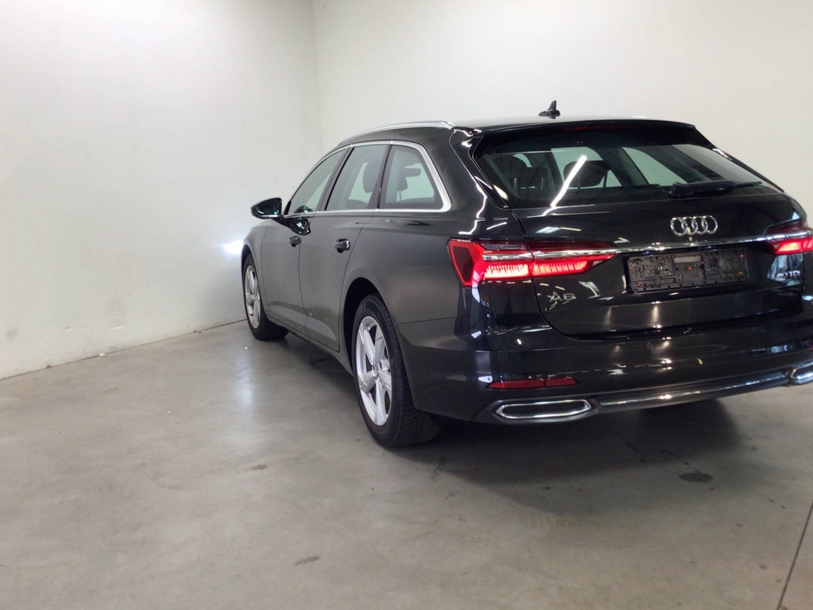 AUDI - A6 AVANT - #184969 - 18