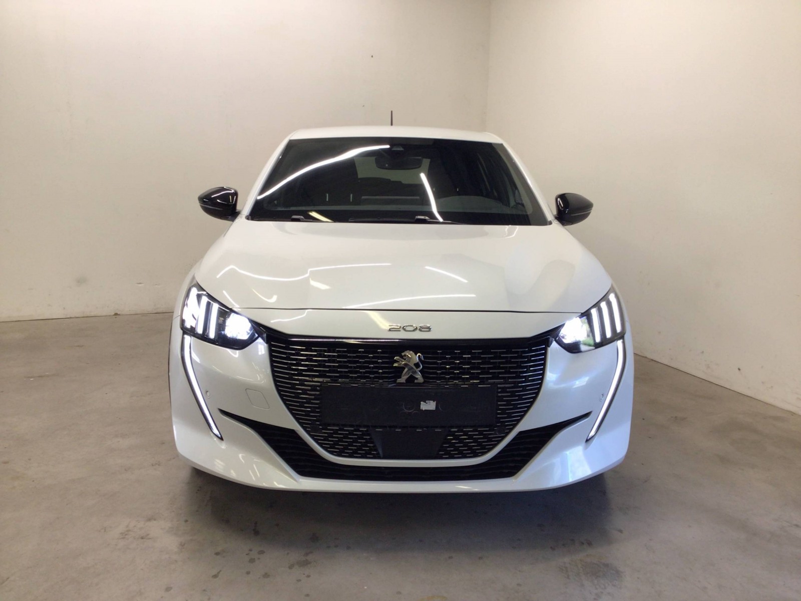 PEUGEOT - 208 - #185672 - 4