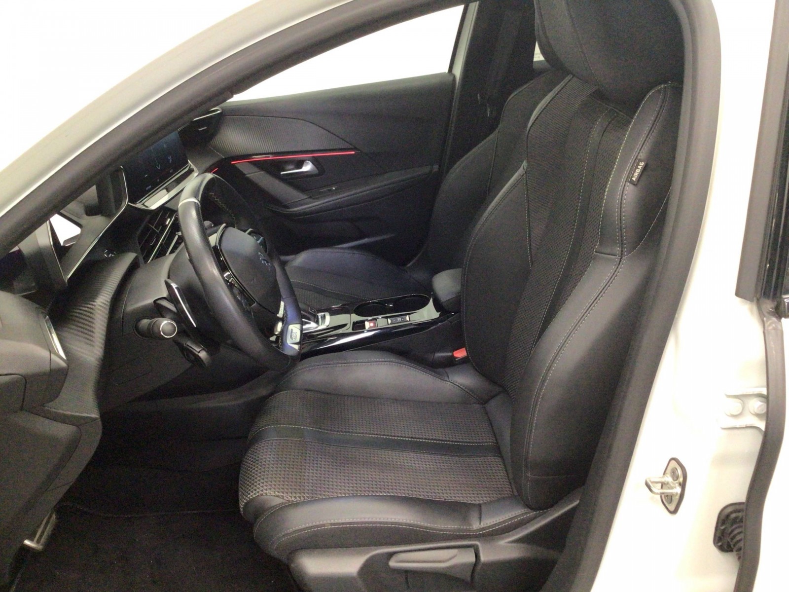 PEUGEOT - 208 - #185672 - 7