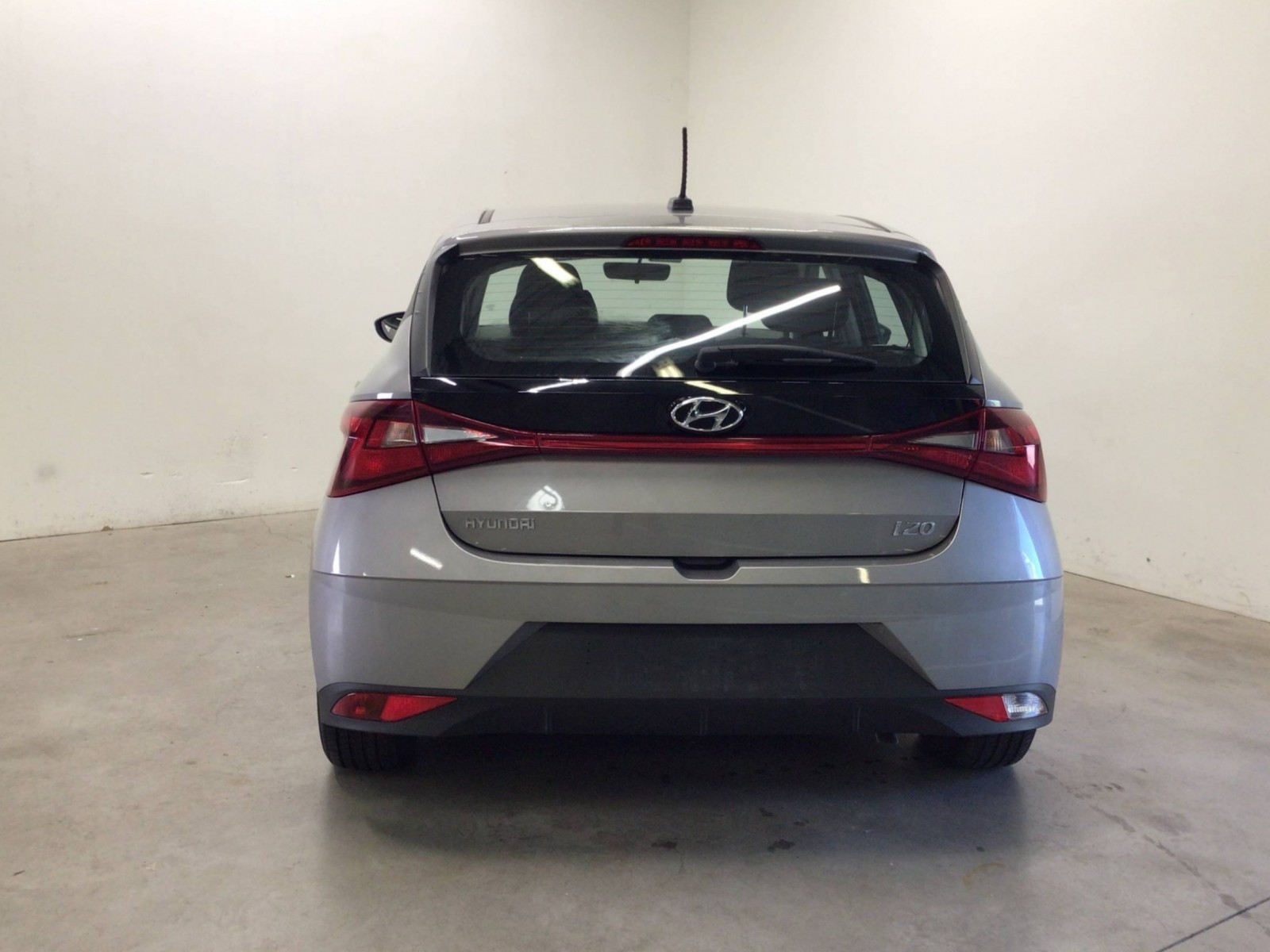 HYUNDAI - i20 - #185626 - 5