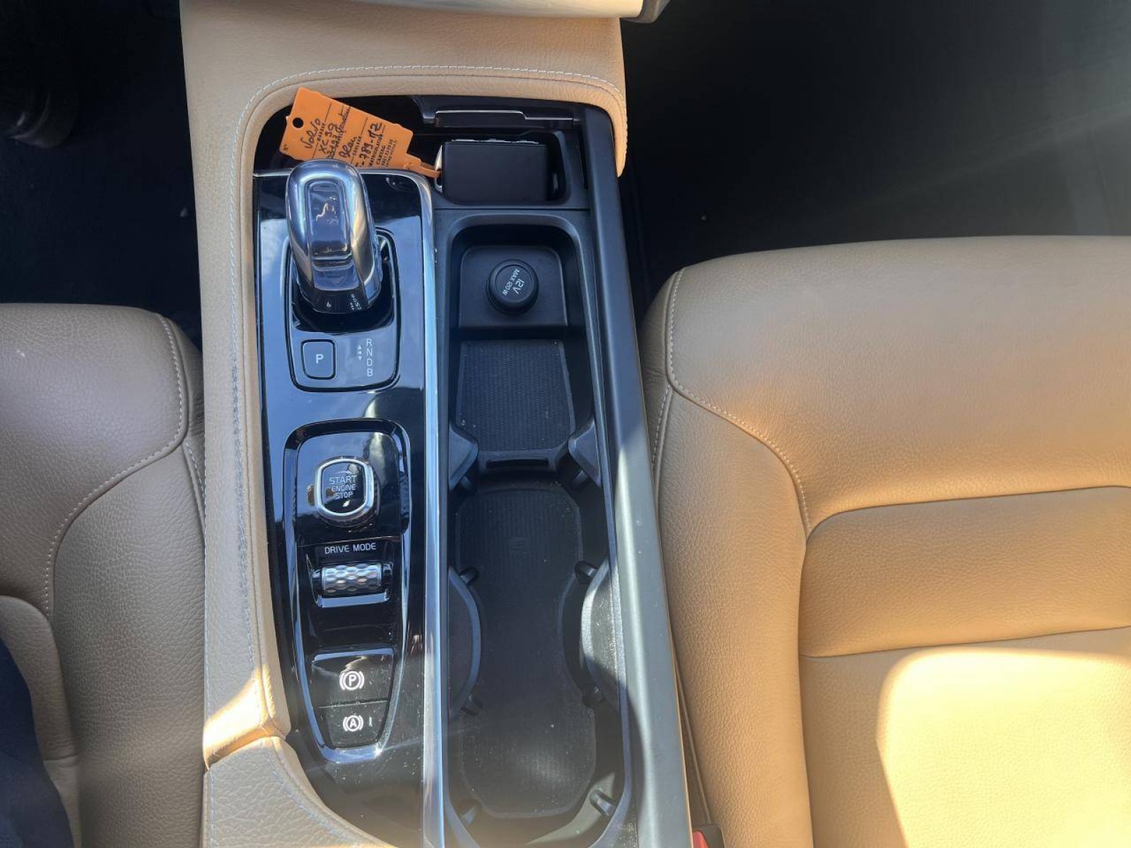 VOLVO - XC90 - #186497 - 13