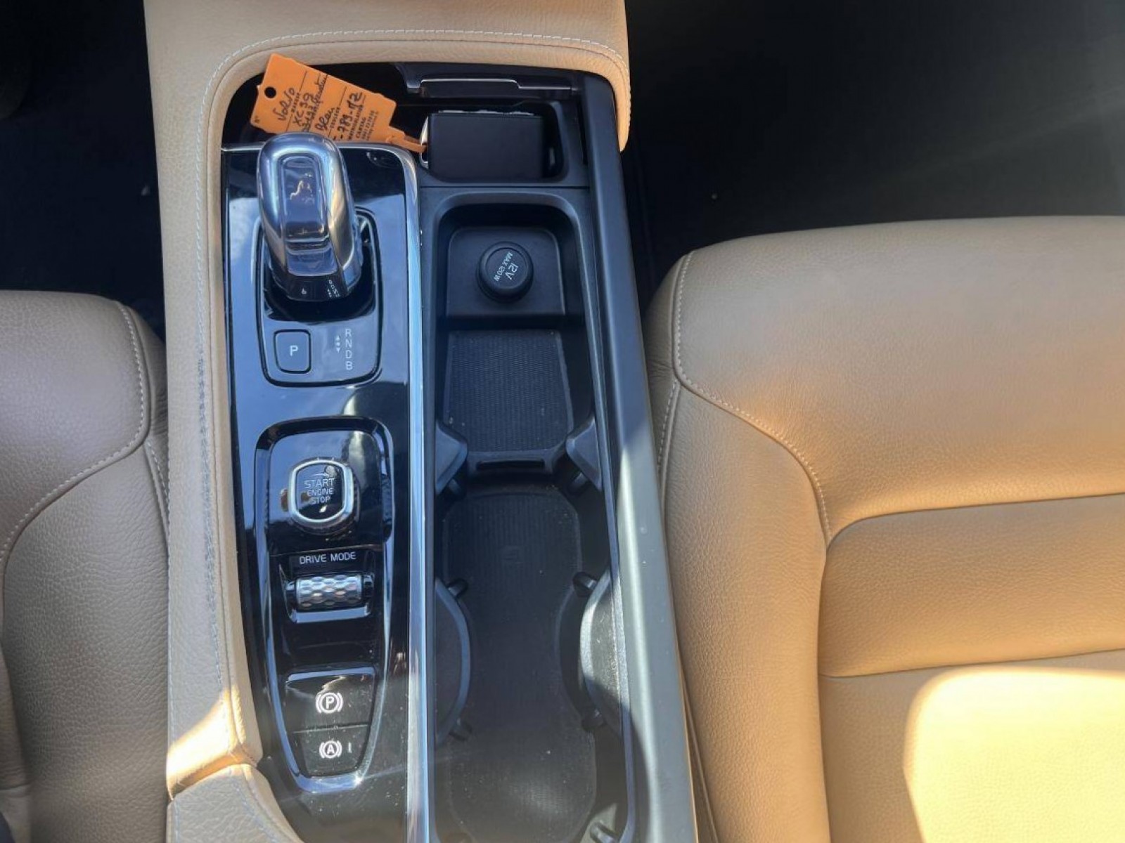 VOLVO - XC90 - #186497 - 29